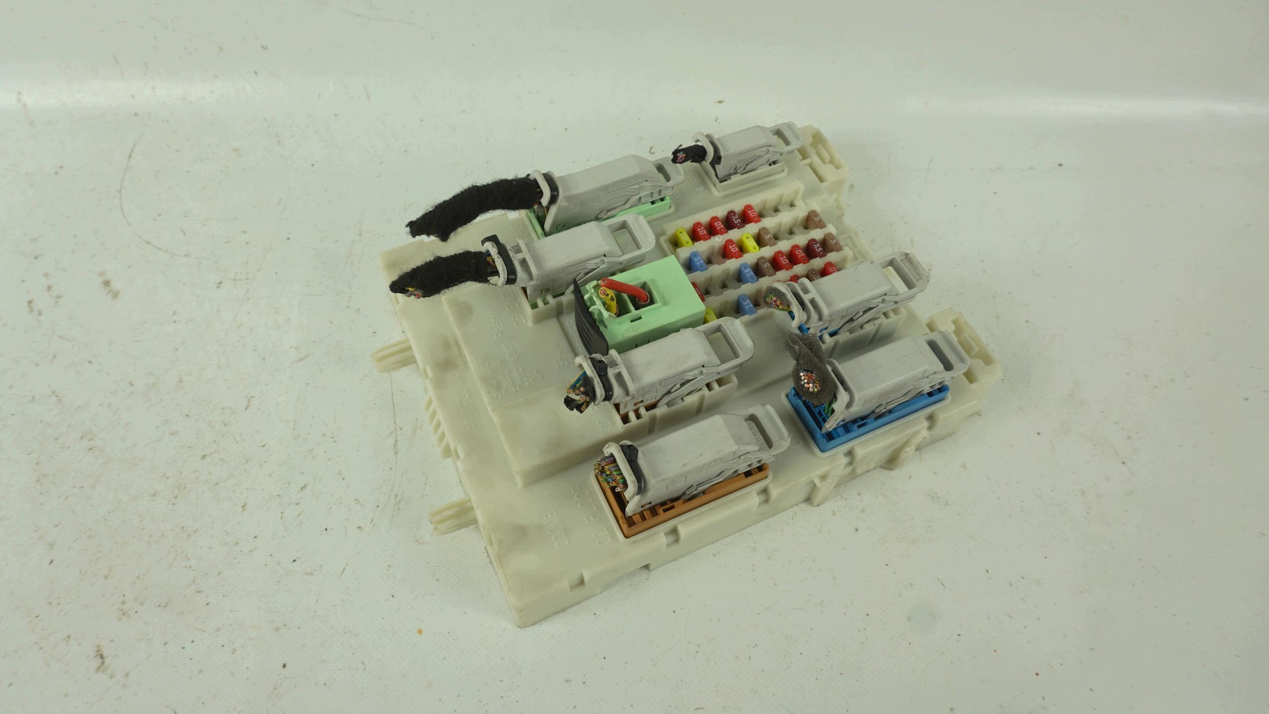Module fusibles BSI Unité commande confort CEM VOLVO V40 2 II 31314669