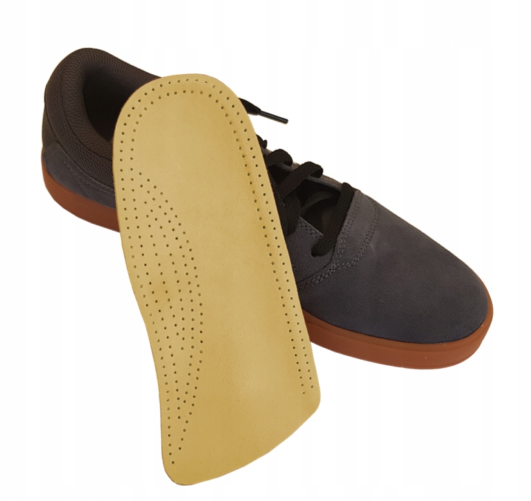 WKŁADKI ORTOPEDYCZNE NA KOŚLAWOŚĆ I PŁASKOSTOPIE Materiał mający kontakt ze stopą skóra naturalna