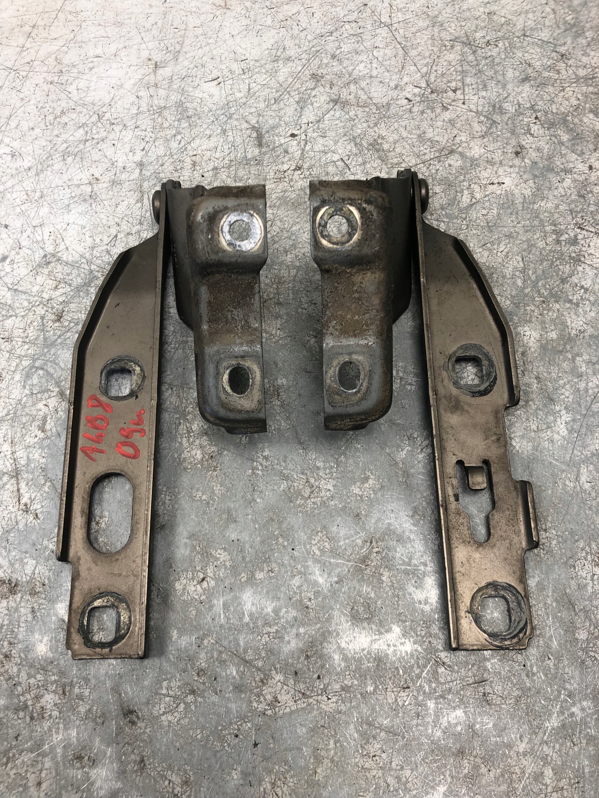 Cerniera Cerniere cofano AUDI A4 B8 8K0823301D