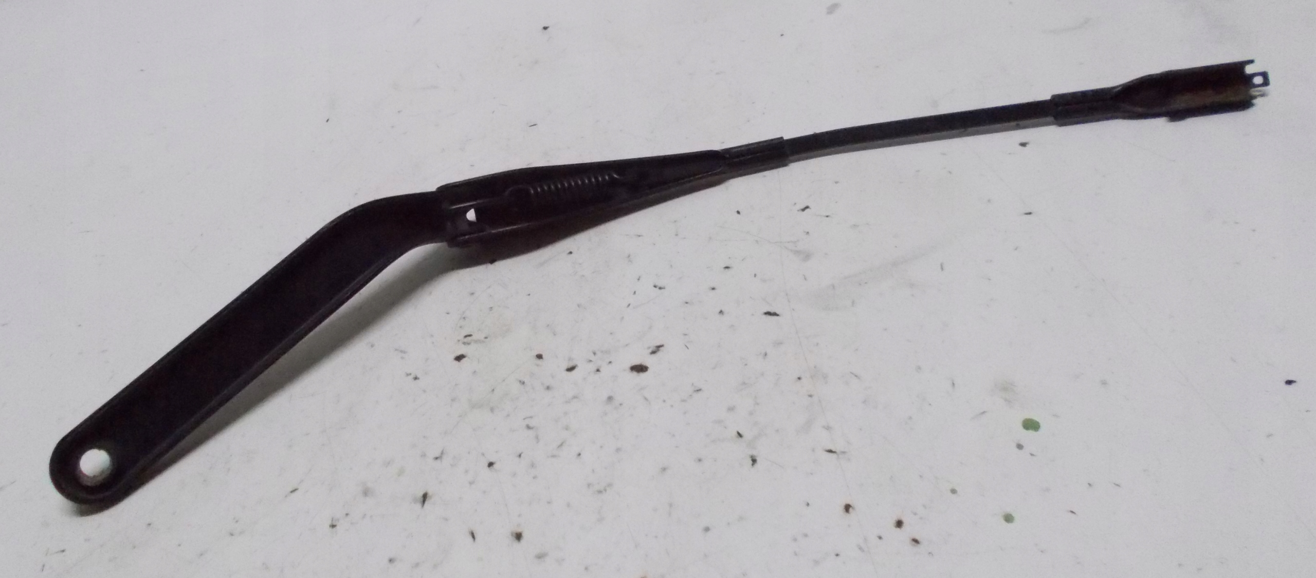 BMW E87 2.0 D 11R wiper arm right left KOMPLET 7169971 7169972