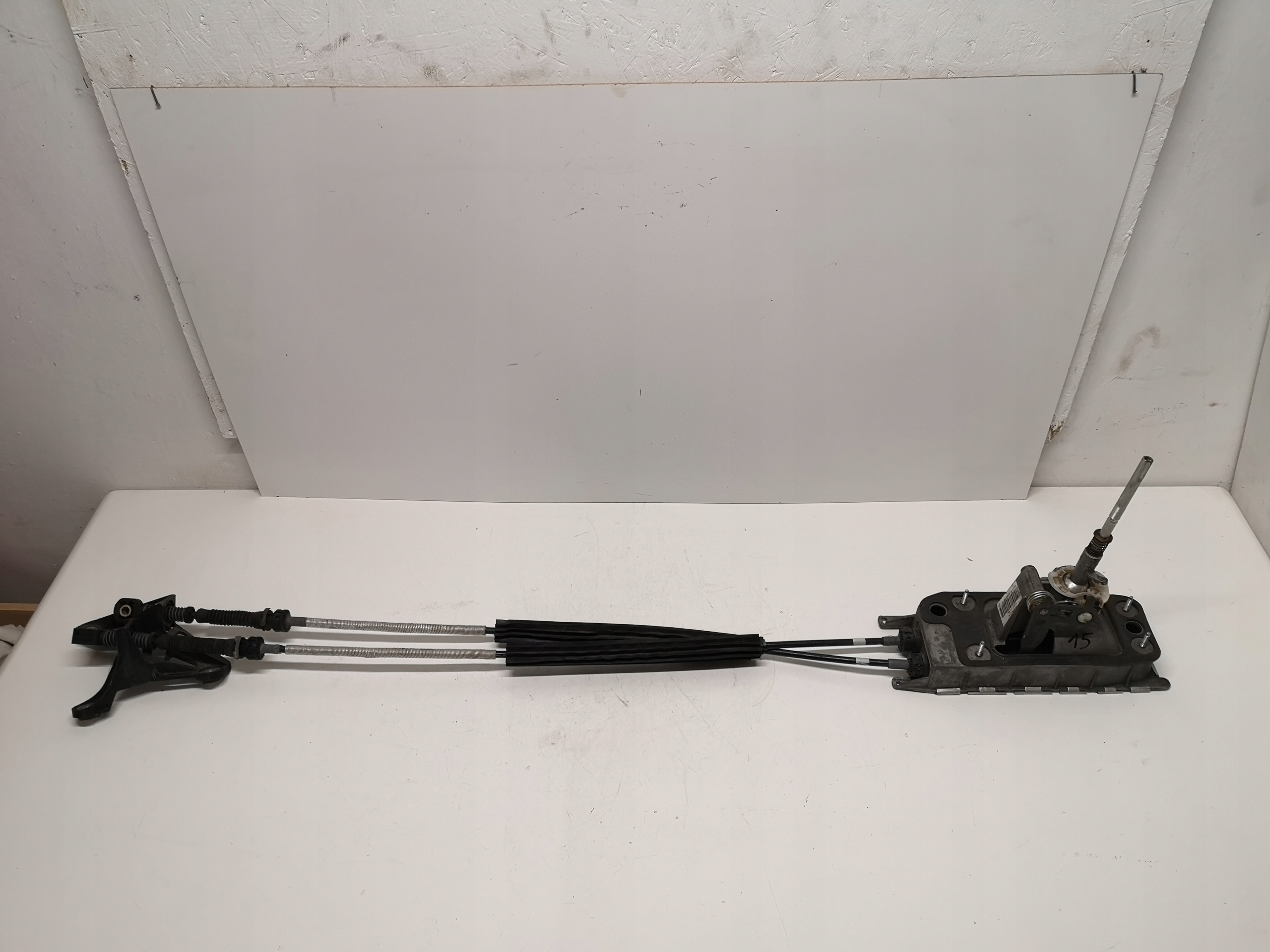 BEETLE JETTA MECHANIZM ZMIANY BIEGÓW 1K0711049CA