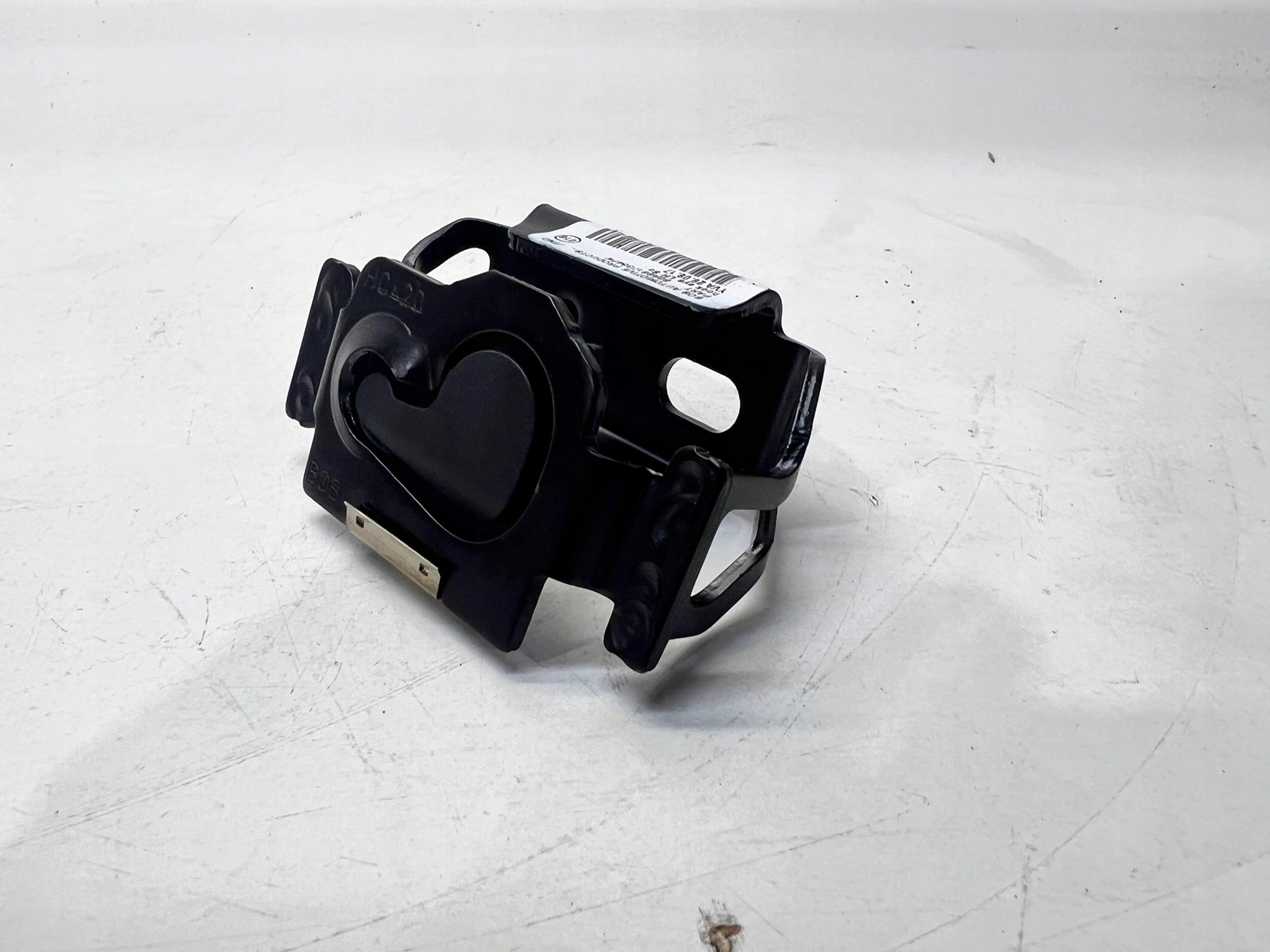 bracket SIATKI boot AUDI Q5 FY 80A861735