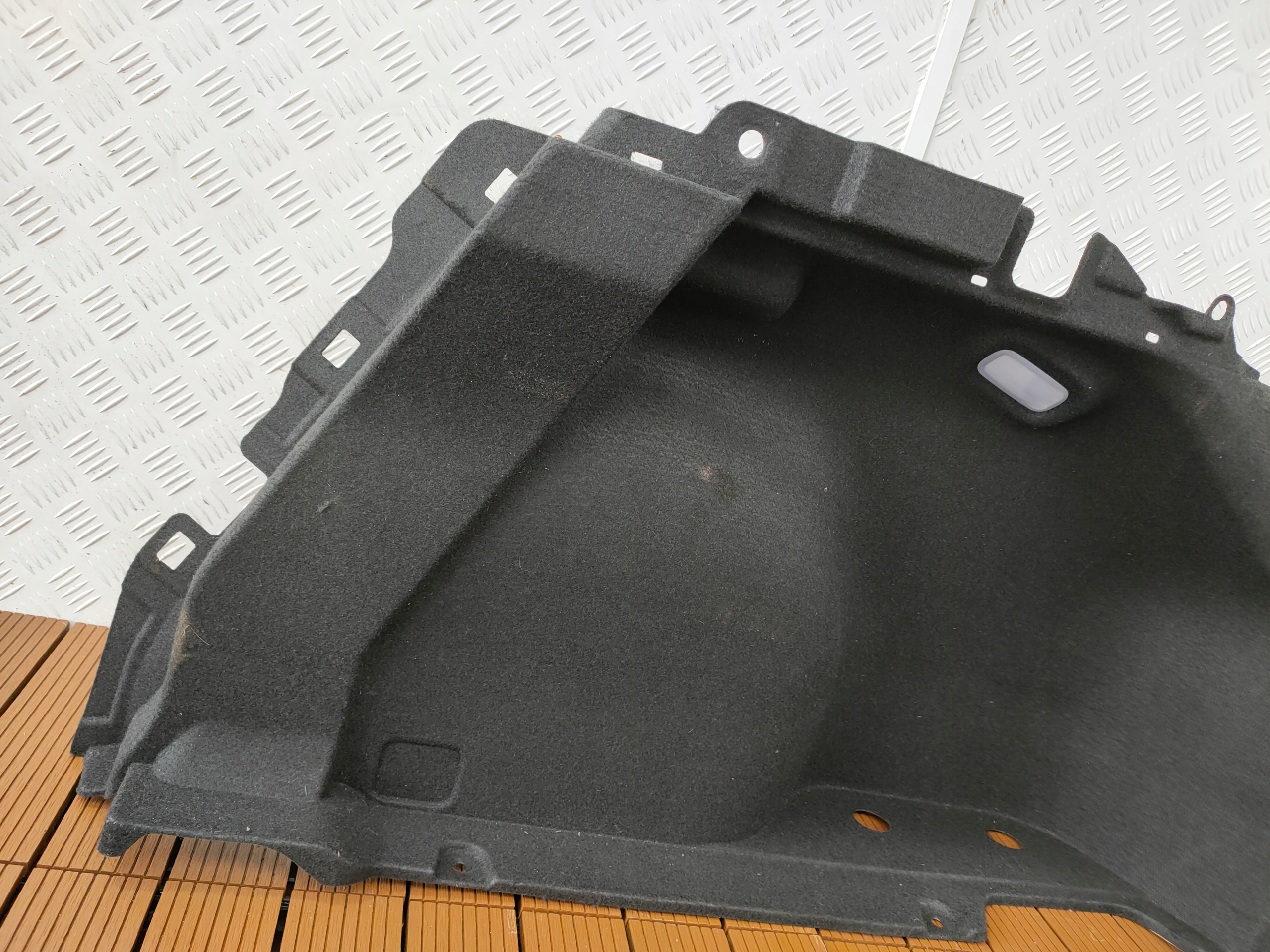 HYUNDAI I30 III 16-23 FASTBACK boot upholstery right upholstery OE