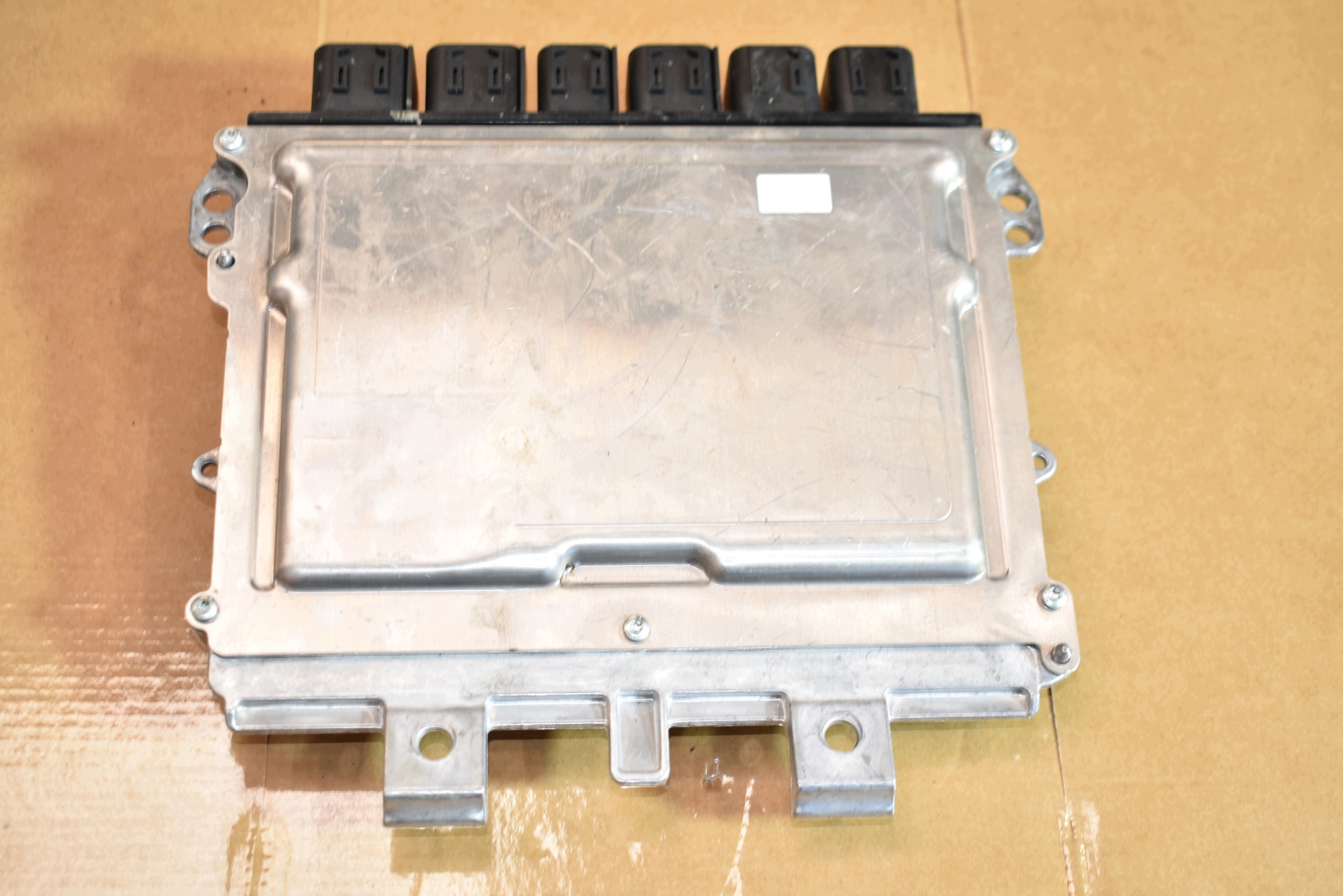 perfect condition control unit of the engine MERCEDES W214 1