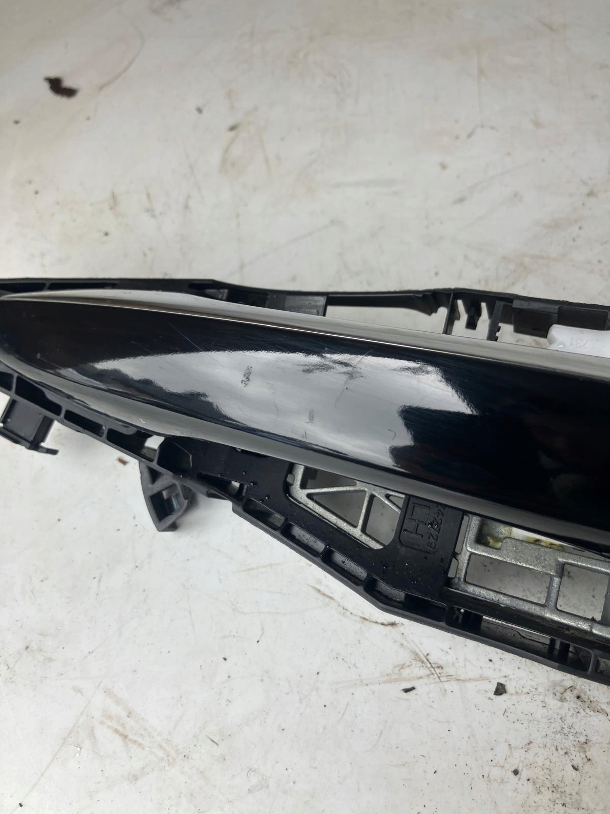 handle left rear part CITROEN C4 PICASSO II CHROM black