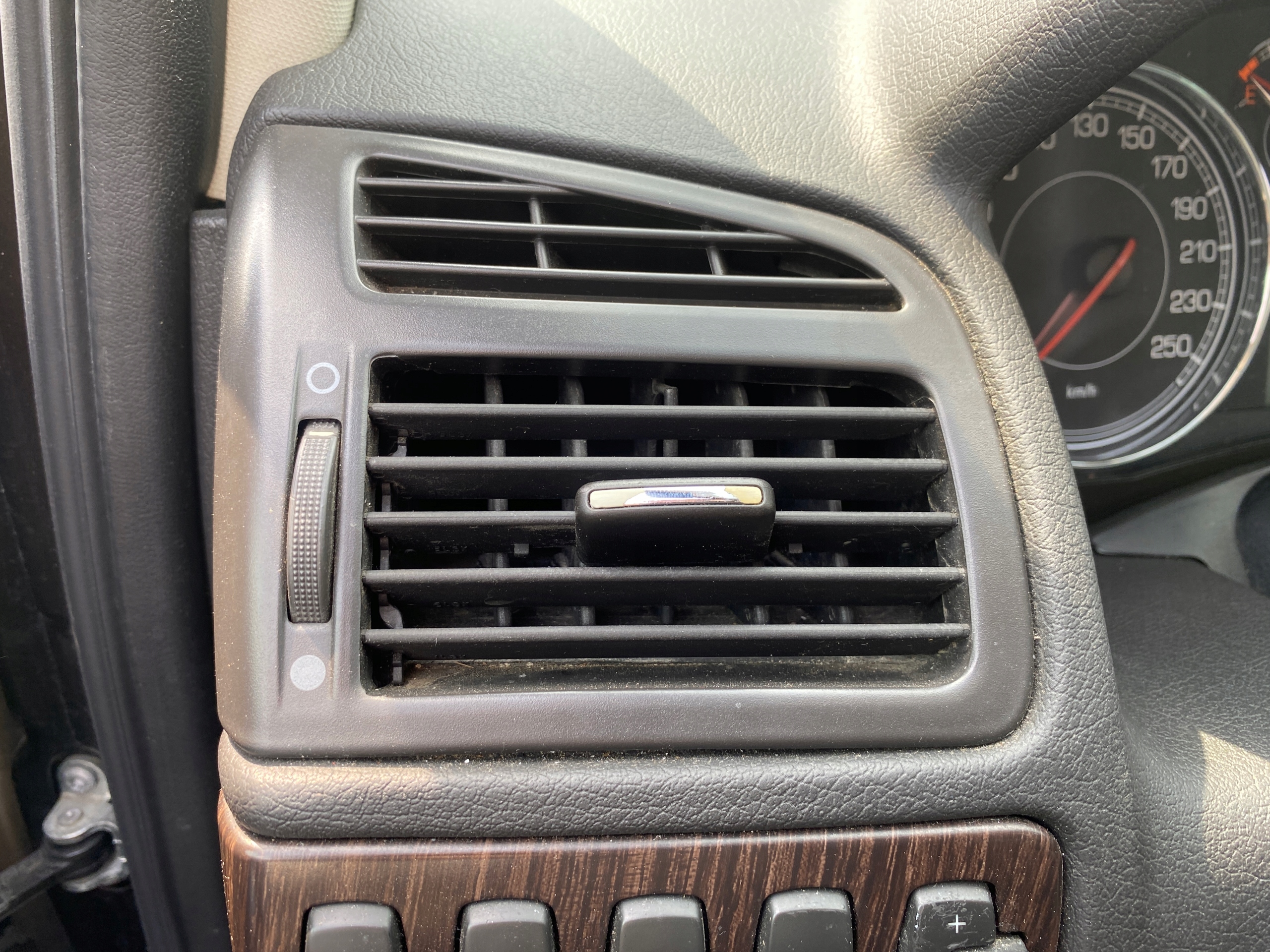 grid air conditioning devices air left driver´s Fiat Croma 05-11