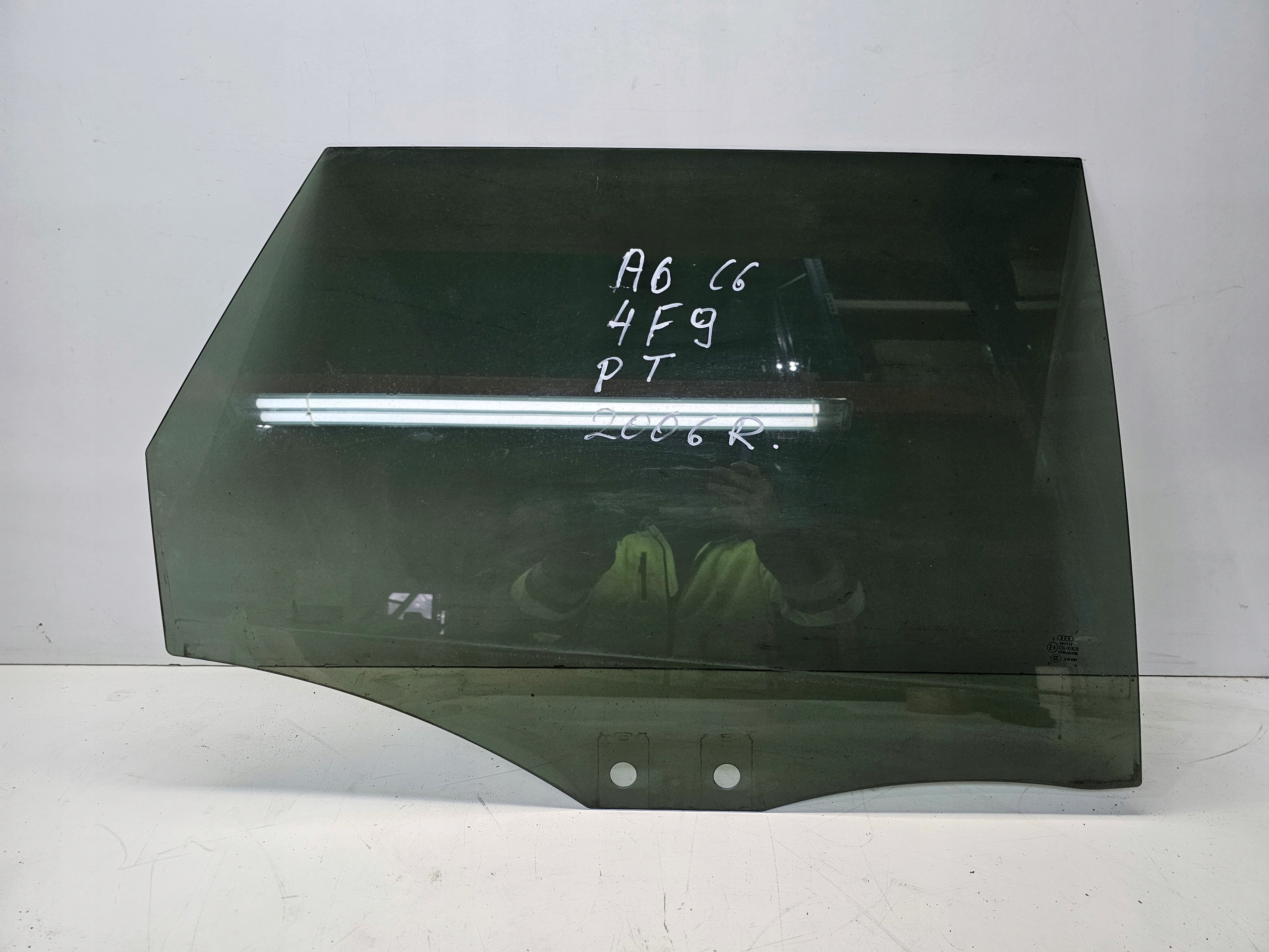 window door right rear part AUDI A6 C6 4F9 AVANT 2006R