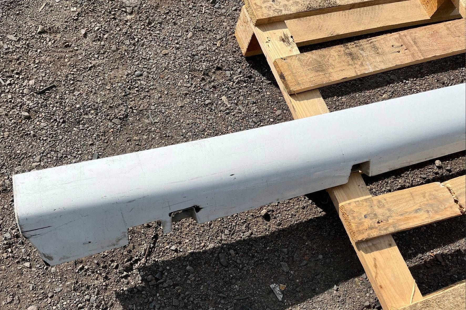 threshold right moulding cap threshold of the threshold right Dodge Charger 2015-2023