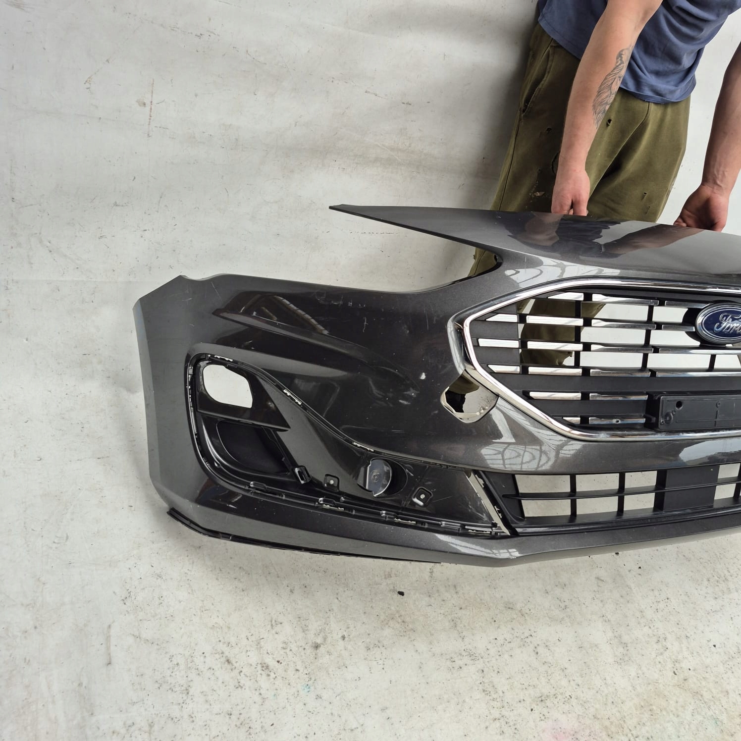 FORD FOCUS MK4 LIFT 21- bumper front front grill NX7B-17C831-AA