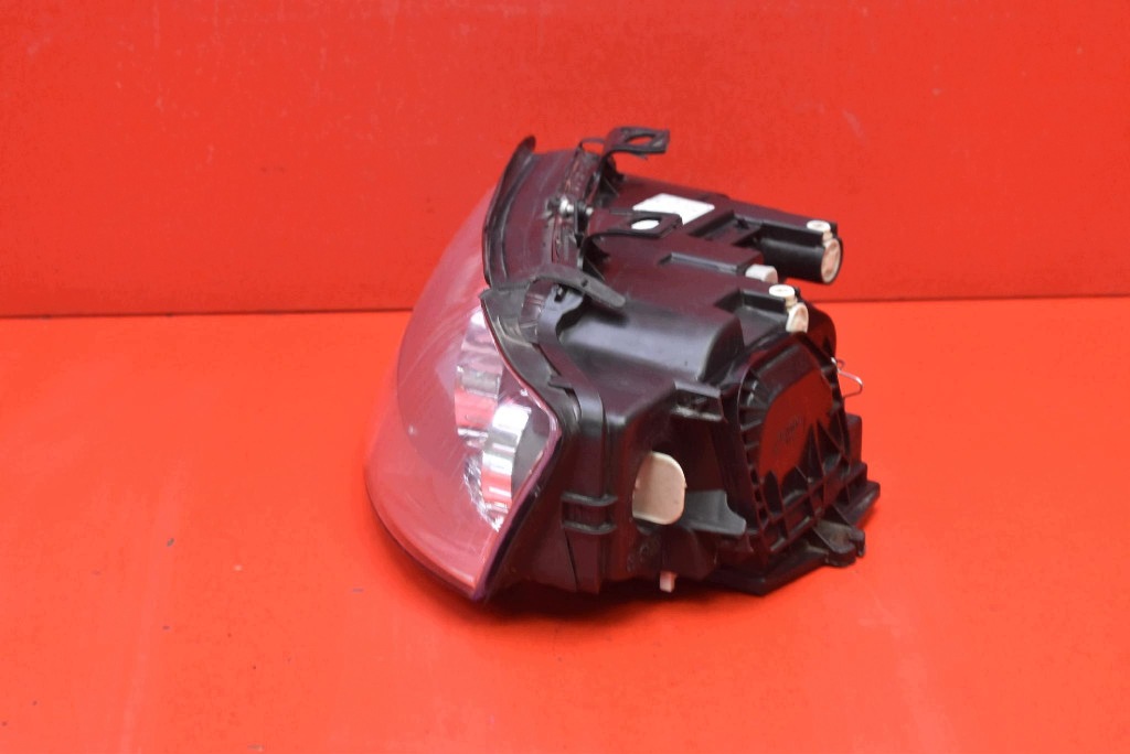 REFLEKTOR left light front lens EU AUDI A4 B6 00-05