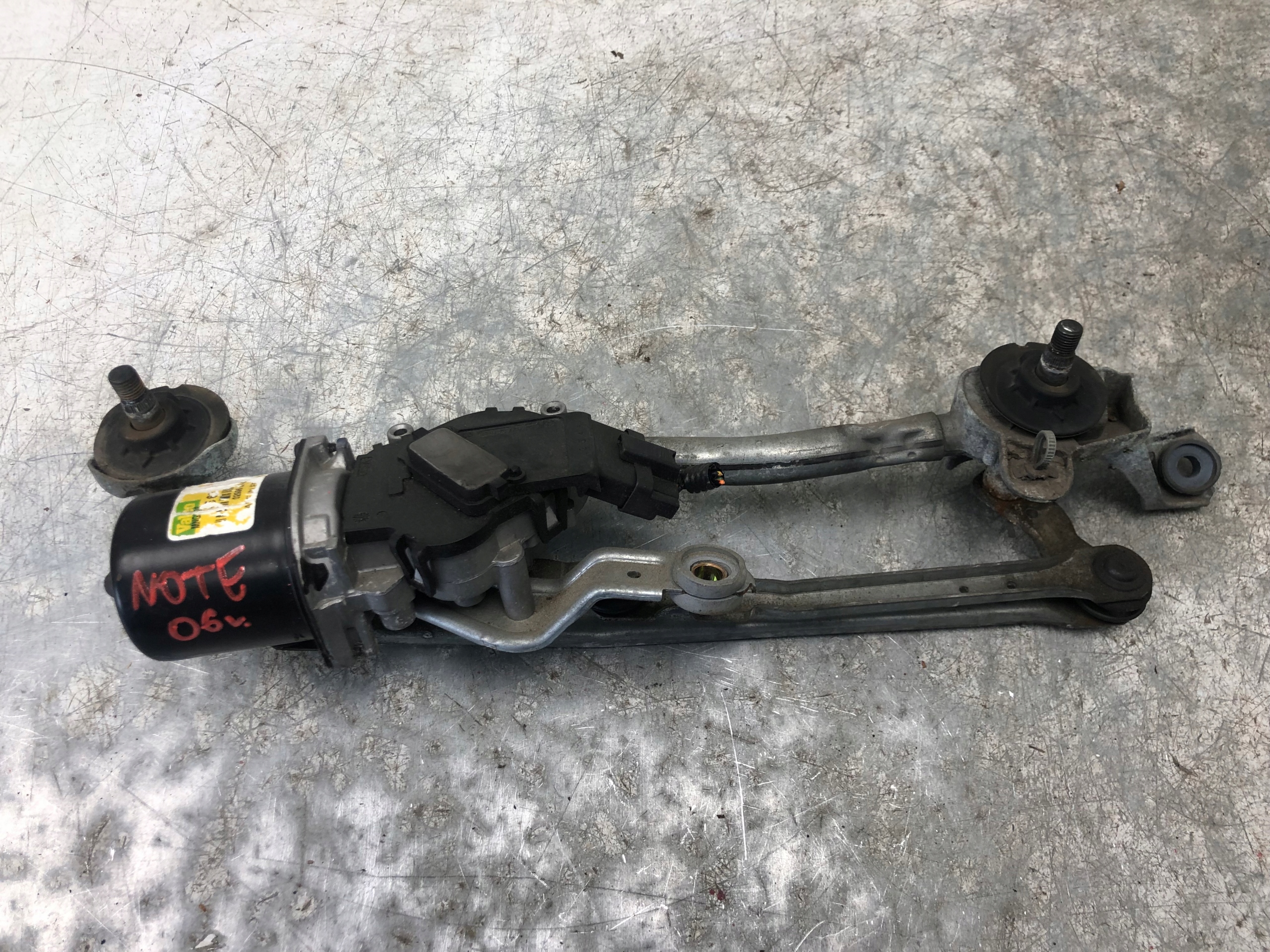 wiper mechanism NISSAN NOTE