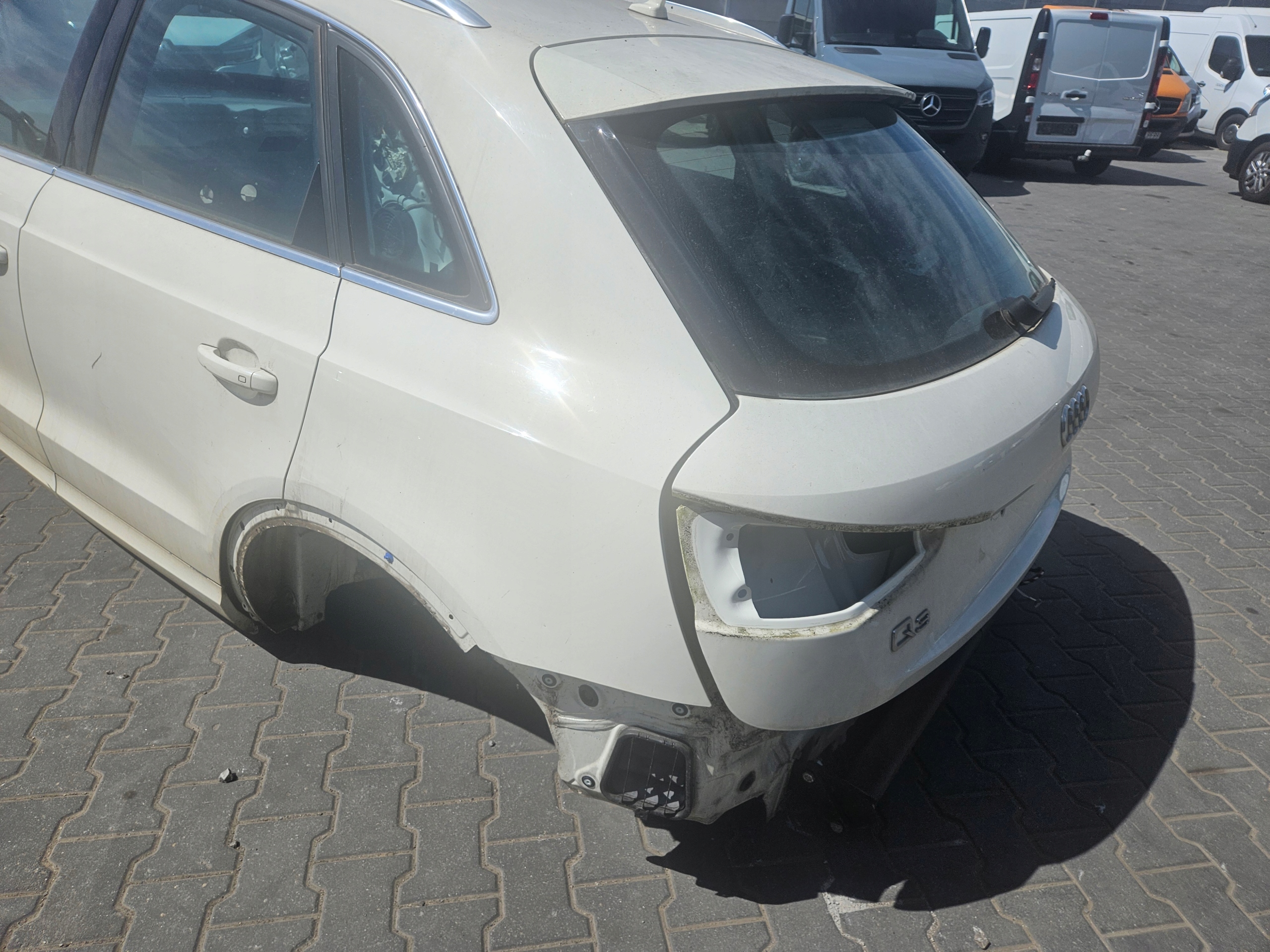 LONGHERONE parafango sinistra posteriore AUDI Q3 8U 2011-2018 colore LY9K