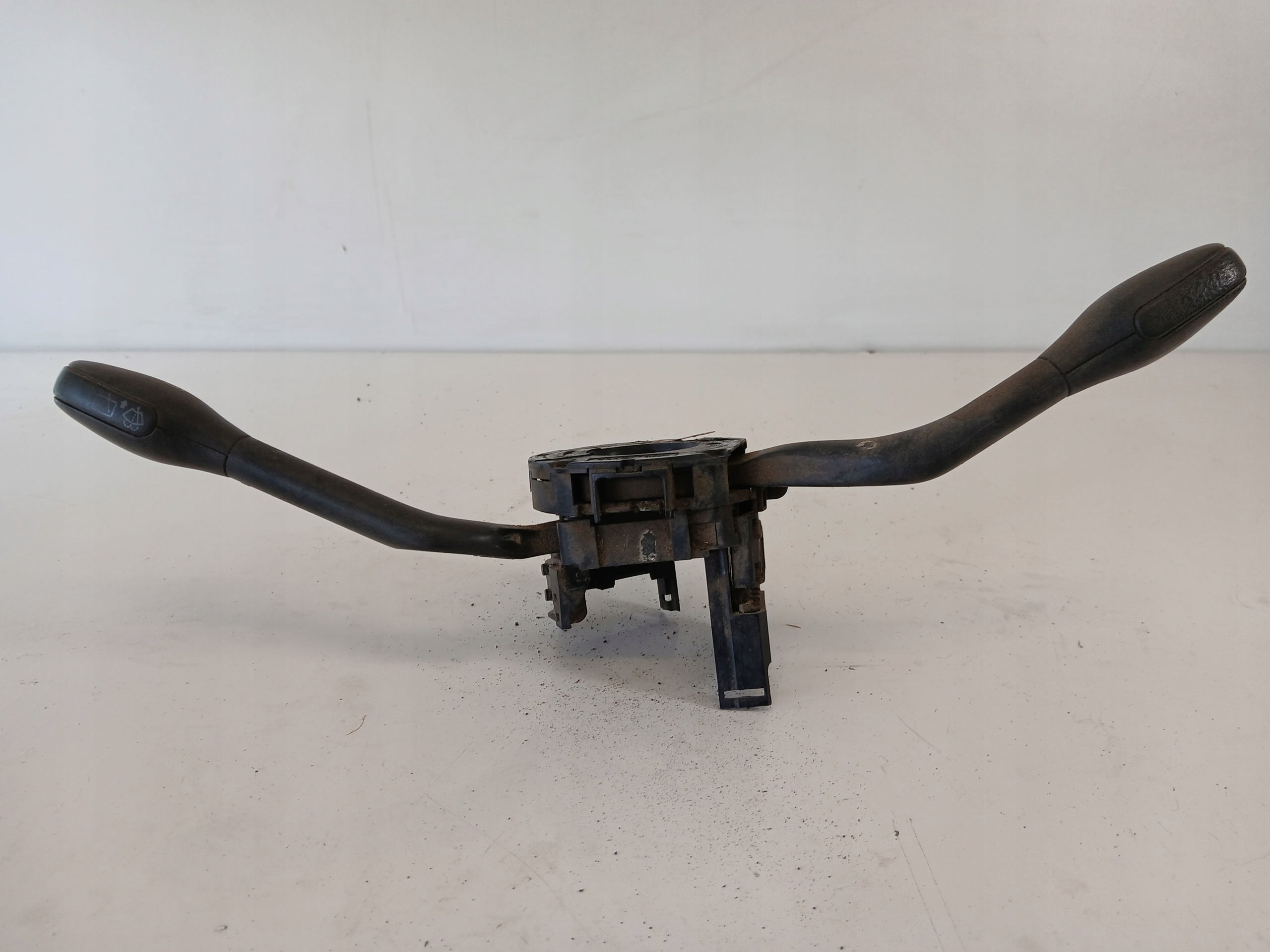 VW T4 TRANSPORTER IV DEVIO LUCI TERGICRISTALLO TERGI 703953503E