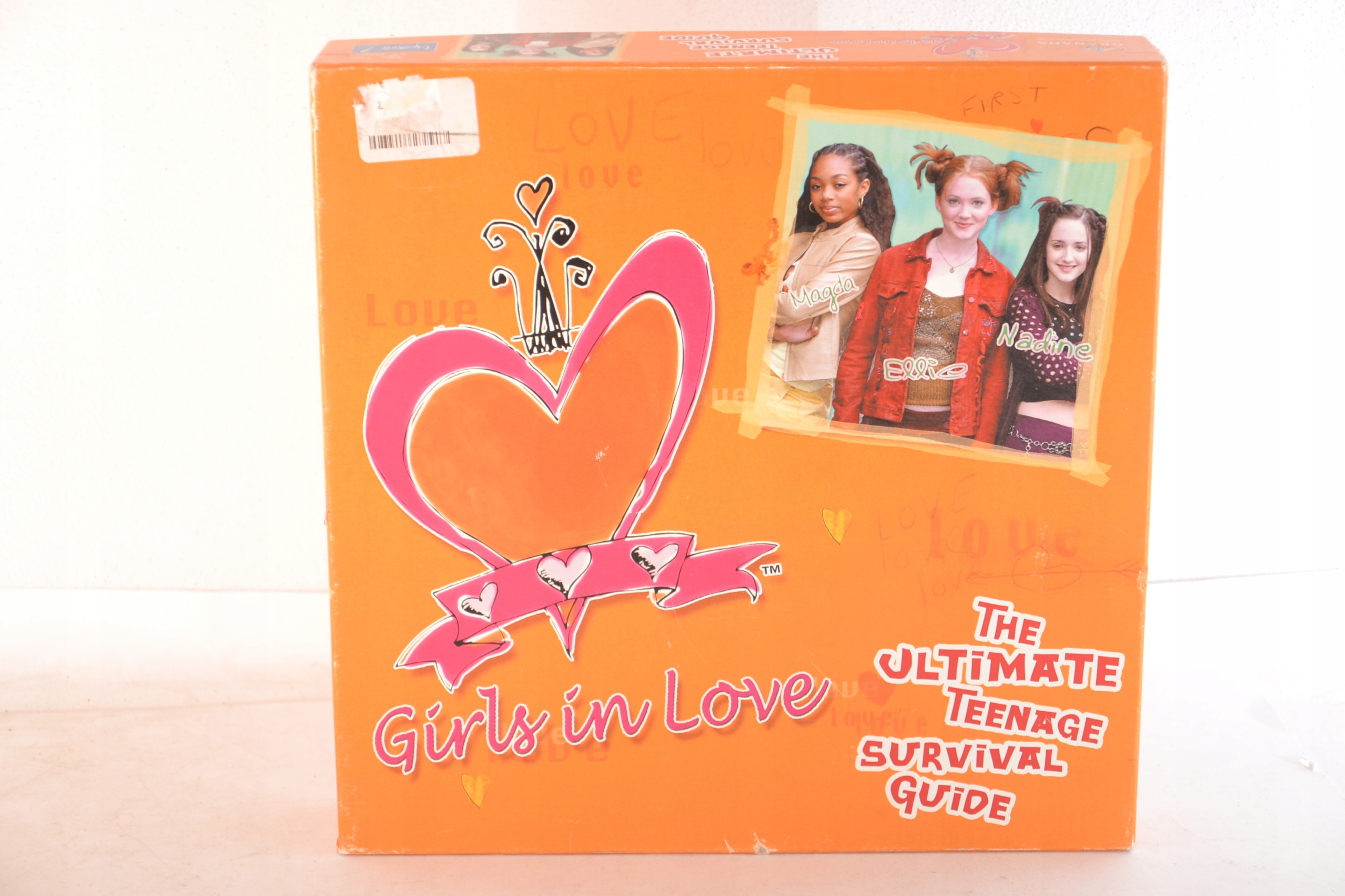 GIRLS IN LOVE GRA PYTANIA