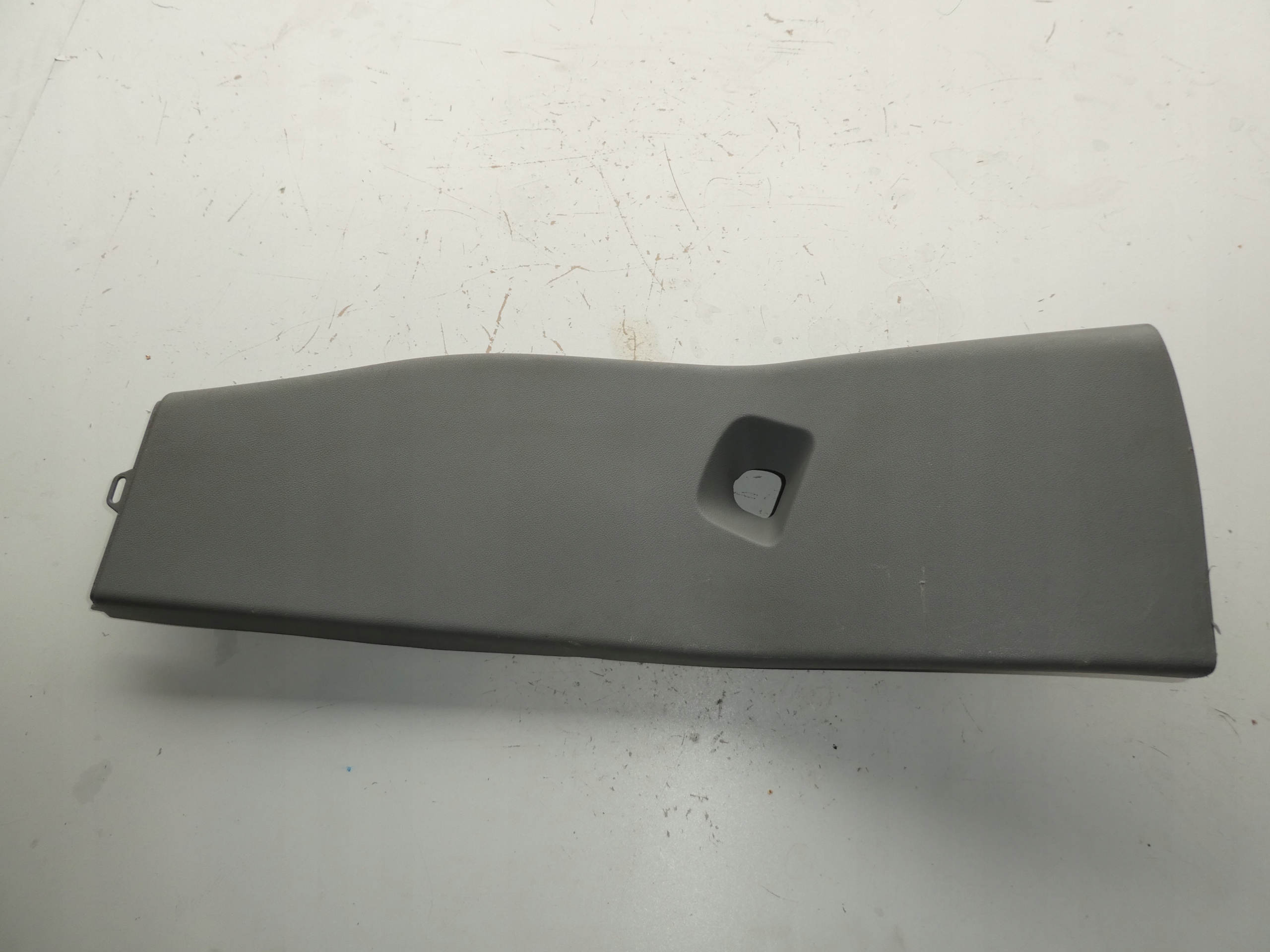 cover SLUPKA left VW TRANSPORTER T6 7E0867291