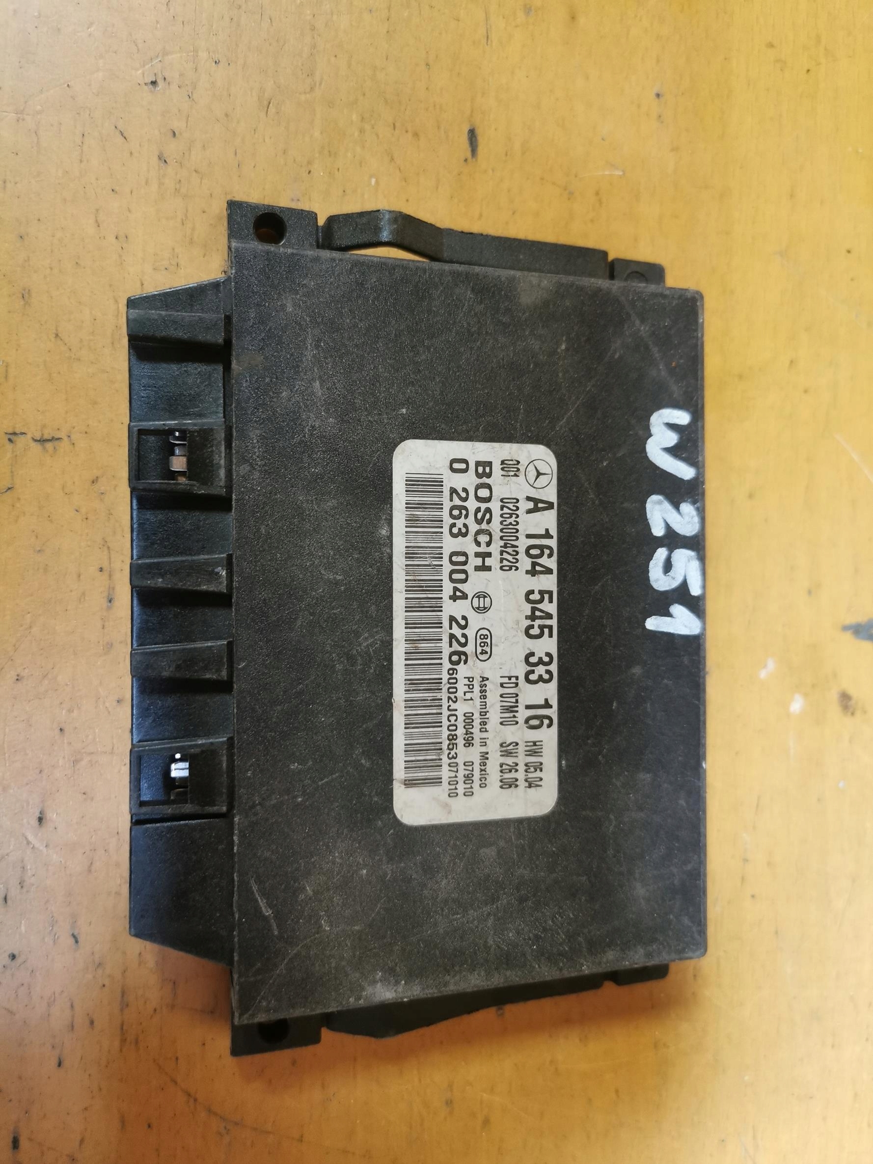 control unit PDC MERCEDES R-KLASA W251 A1645453316