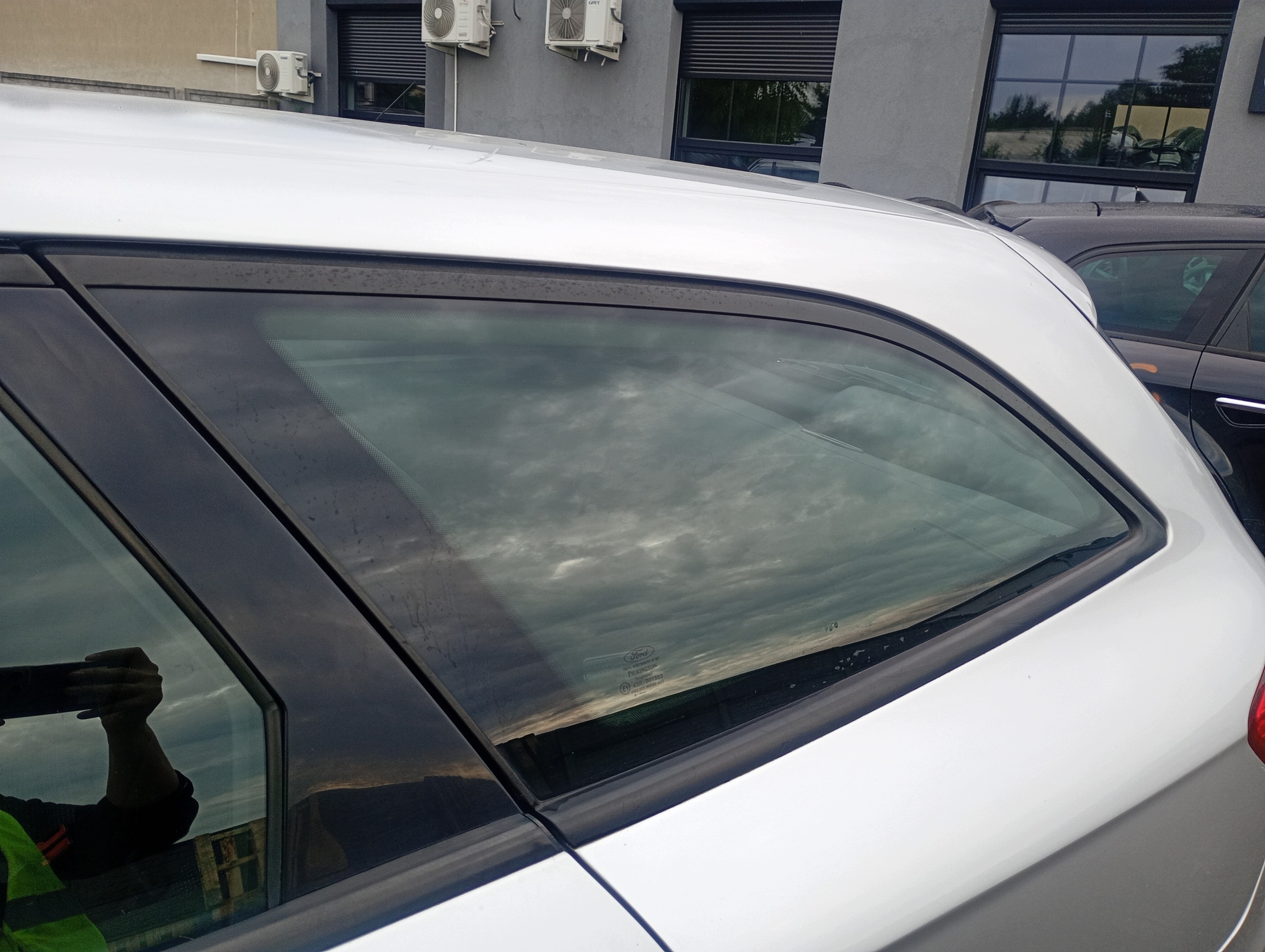 window side bodywork left rear rear part Ford Mondeo MK4 07-14