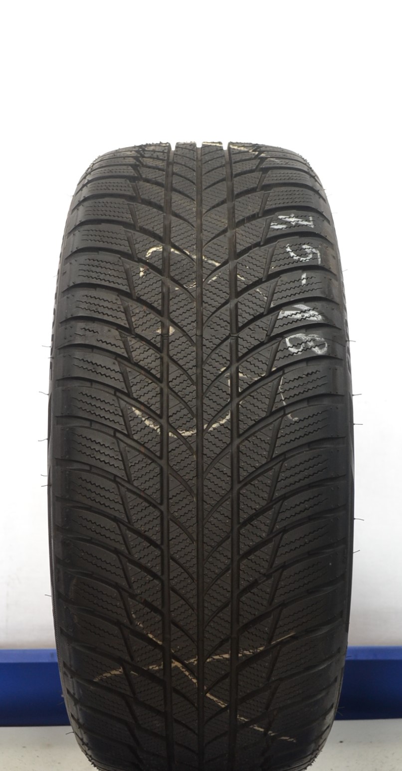 245/45R19 BRIDGESTONE BLIZZAK LM001 RFT 1szt 1396p