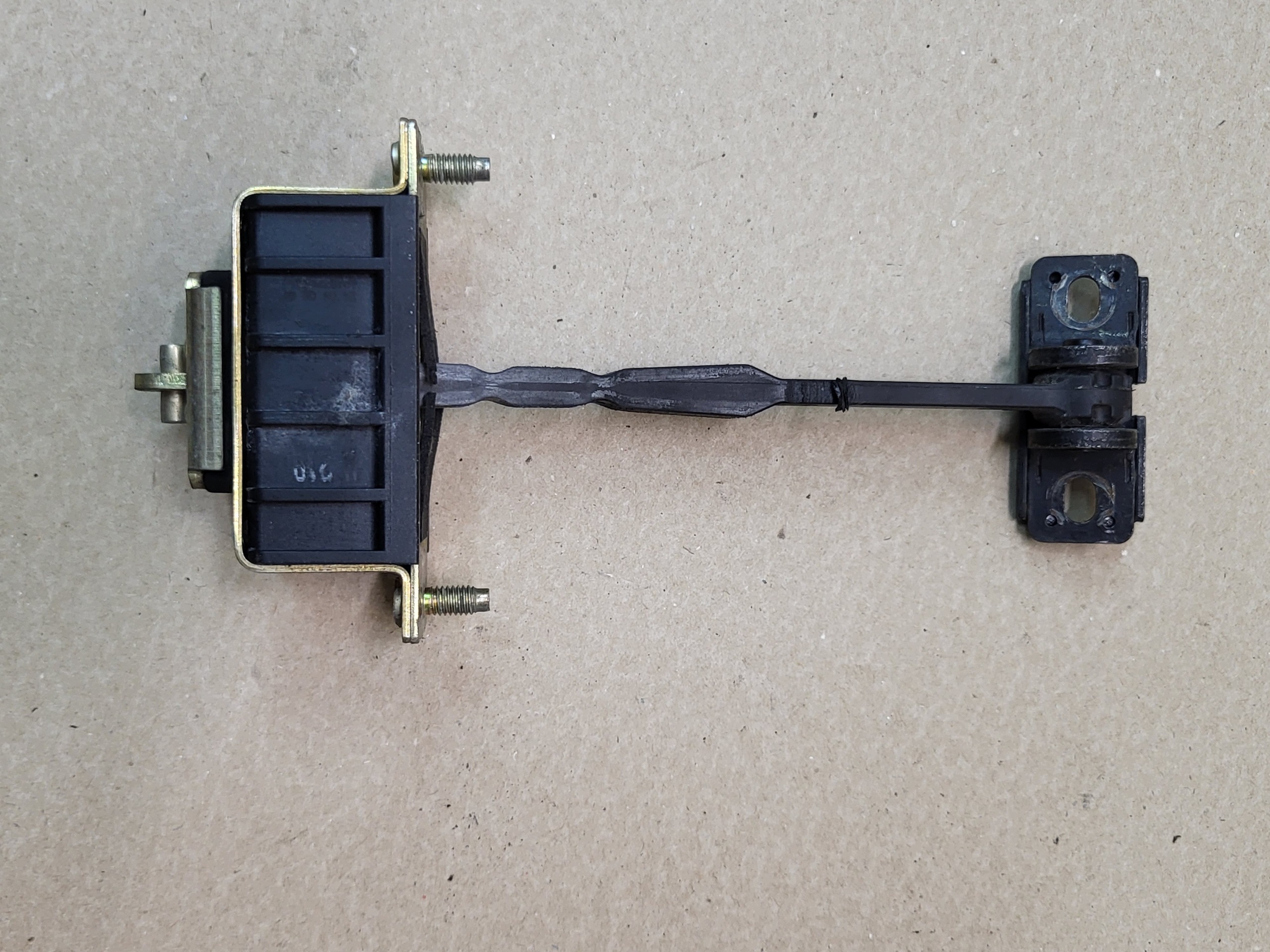 limiter Z door right front MERCEDES CLS W219 A2197200016 OE EU