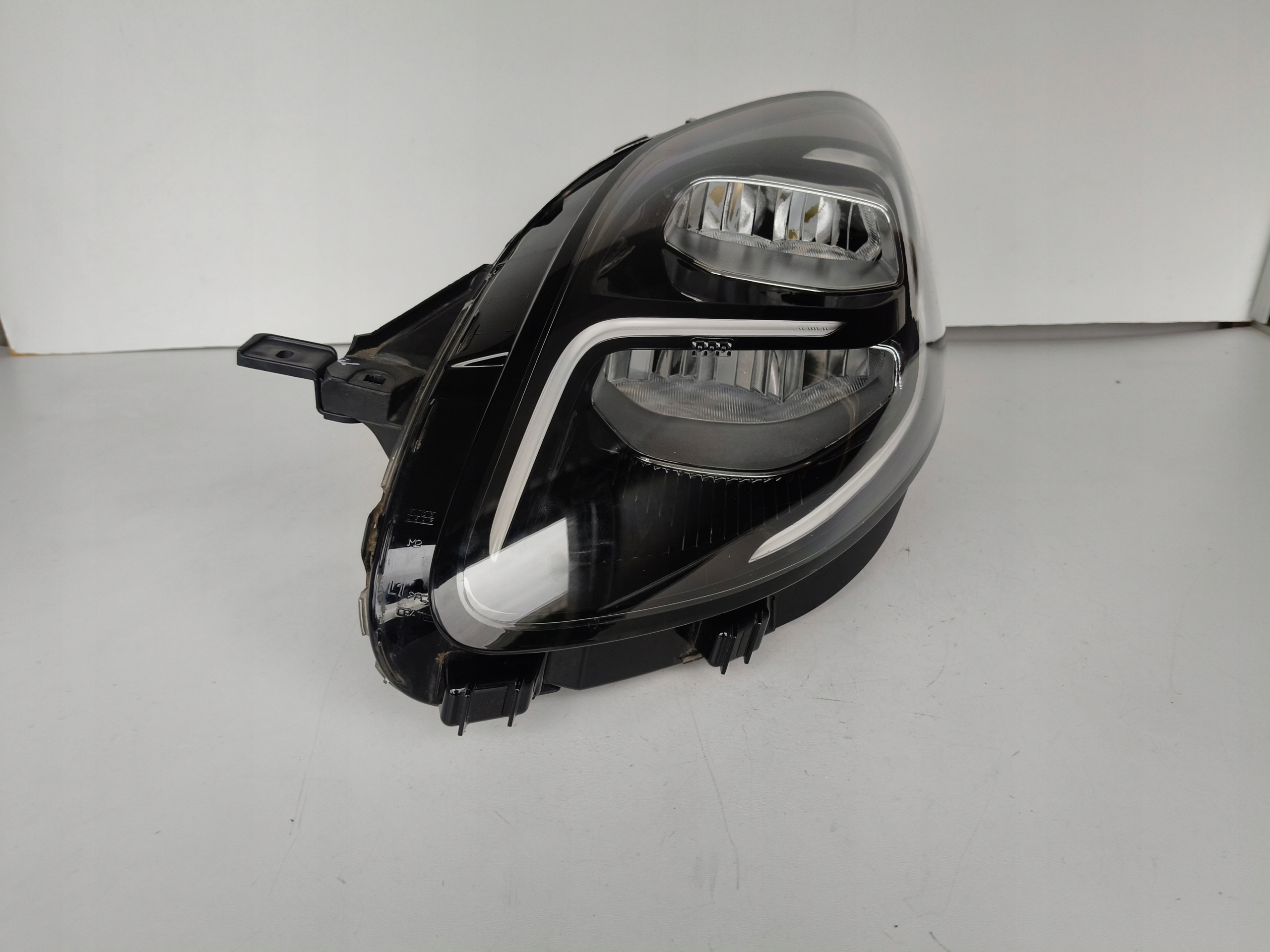 light left REFLEKTOR FORD PUMA 19- FULL LED