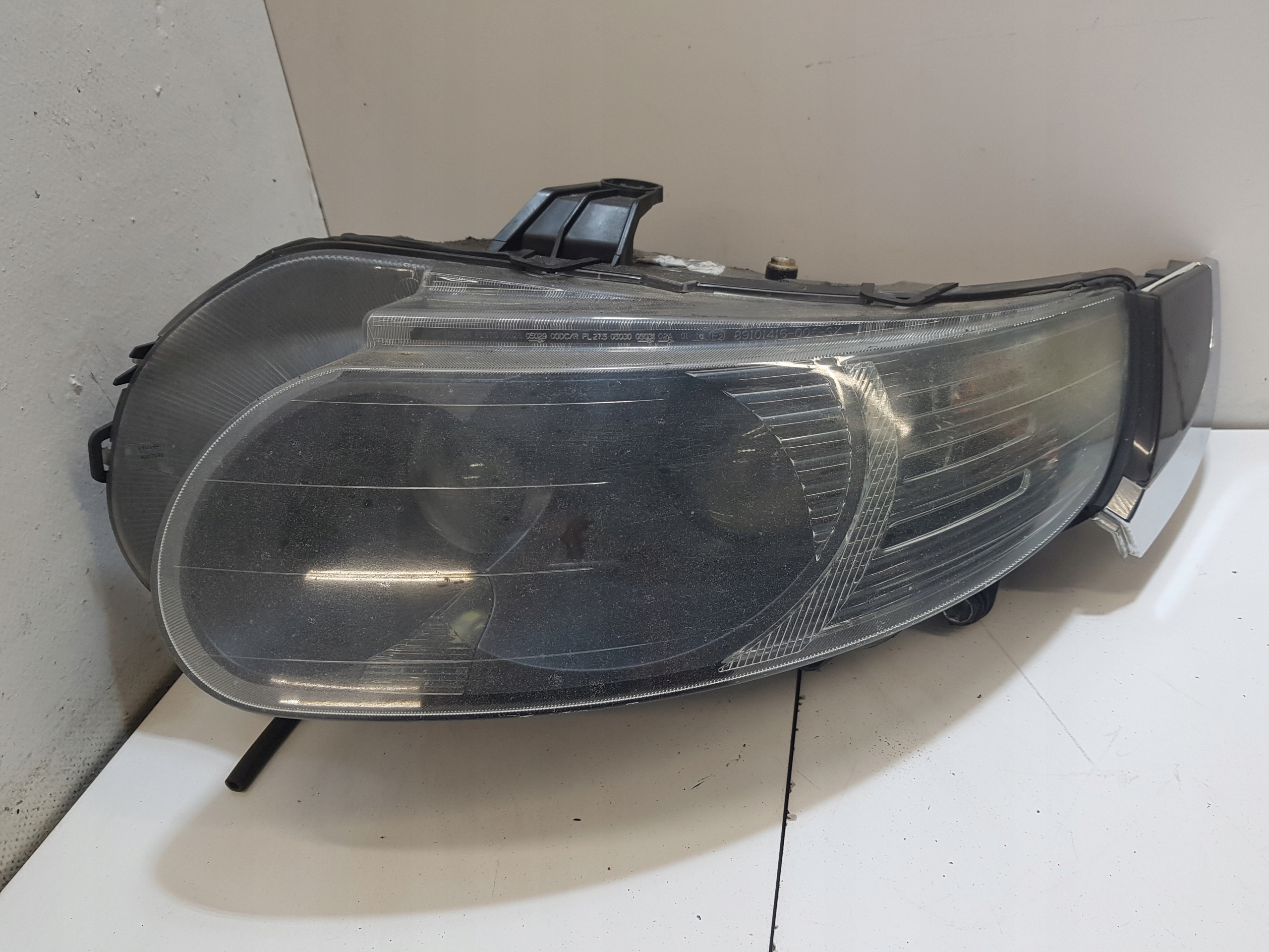 light left front SAAB 9-5