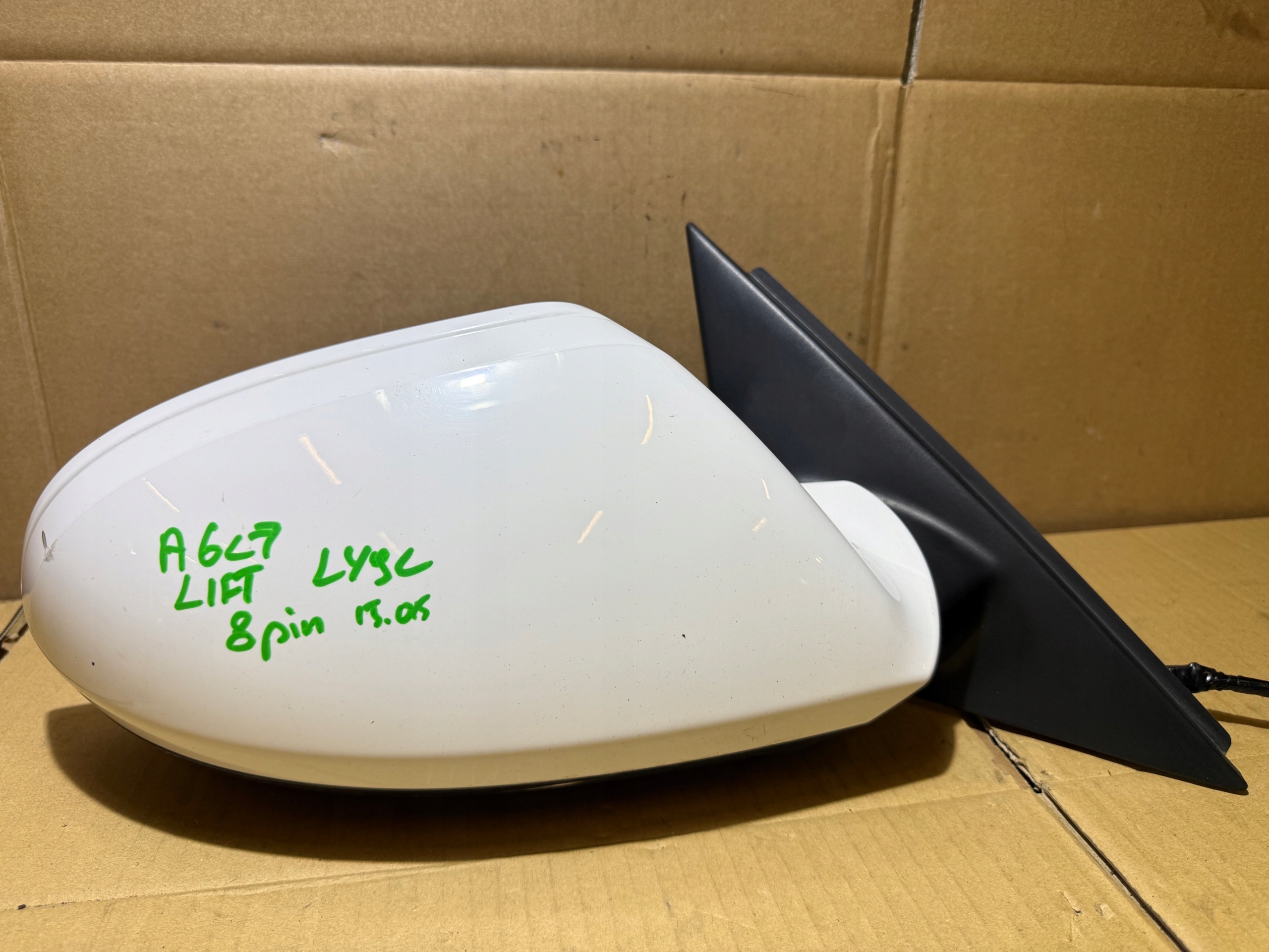 AUDI A6 C7 LIFT LY9C mirror right 8 PIN