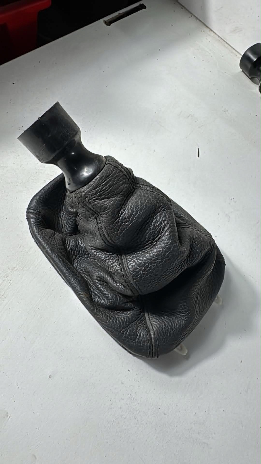 Manschette drazka Schalt getriebe SAAB 9-3 93 skorzany Original