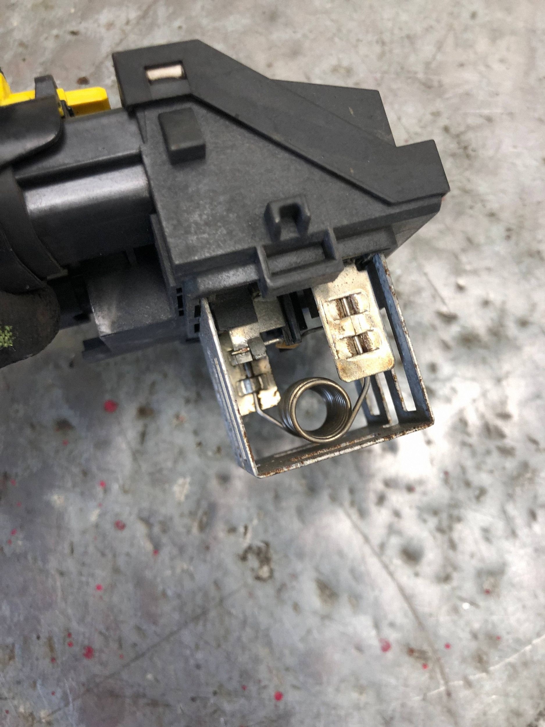 gebläsewiderstand RENAULT TWINGO III 255507773R