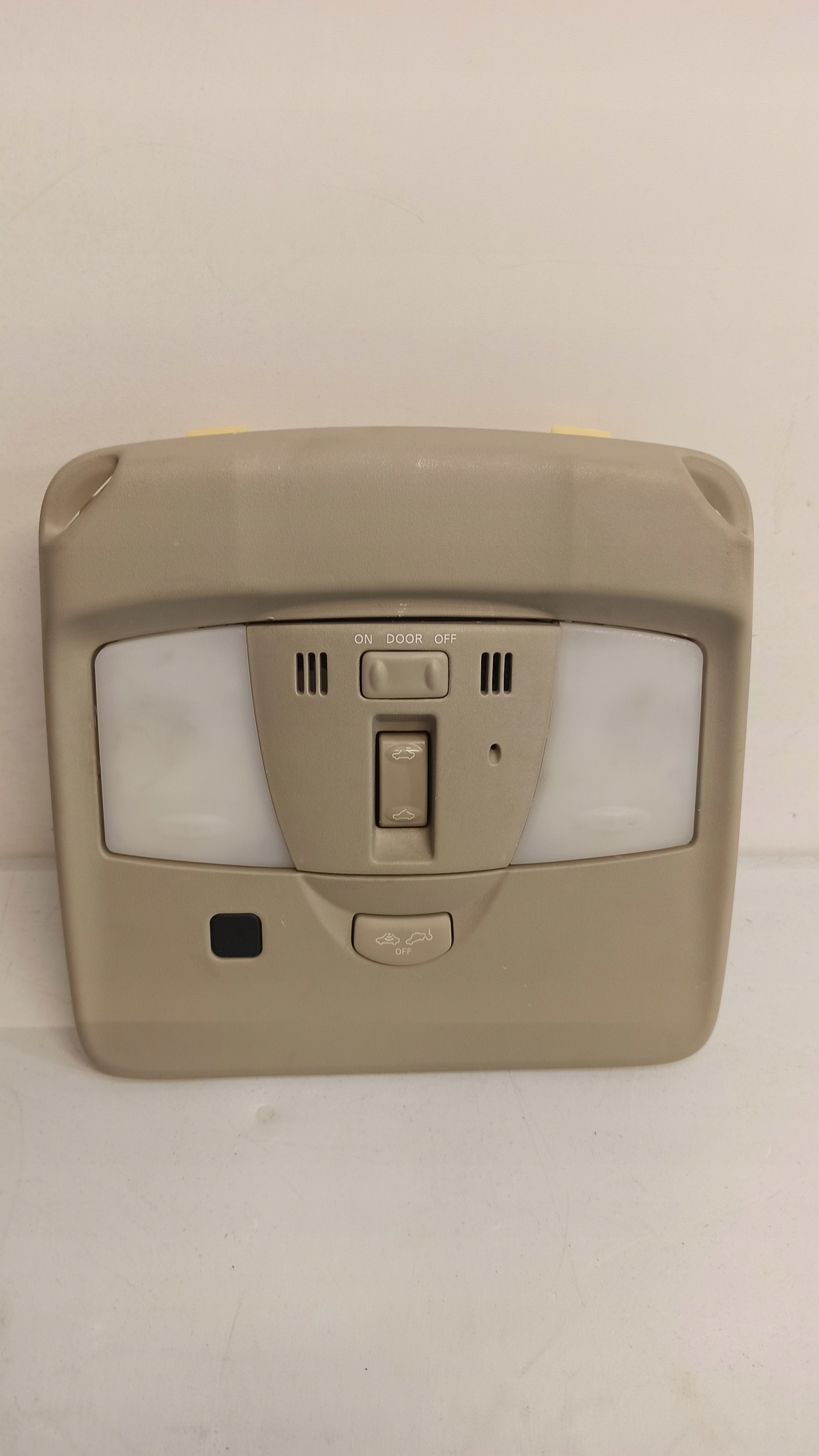 панель лампочка Обшивка потолка INFINITI G37