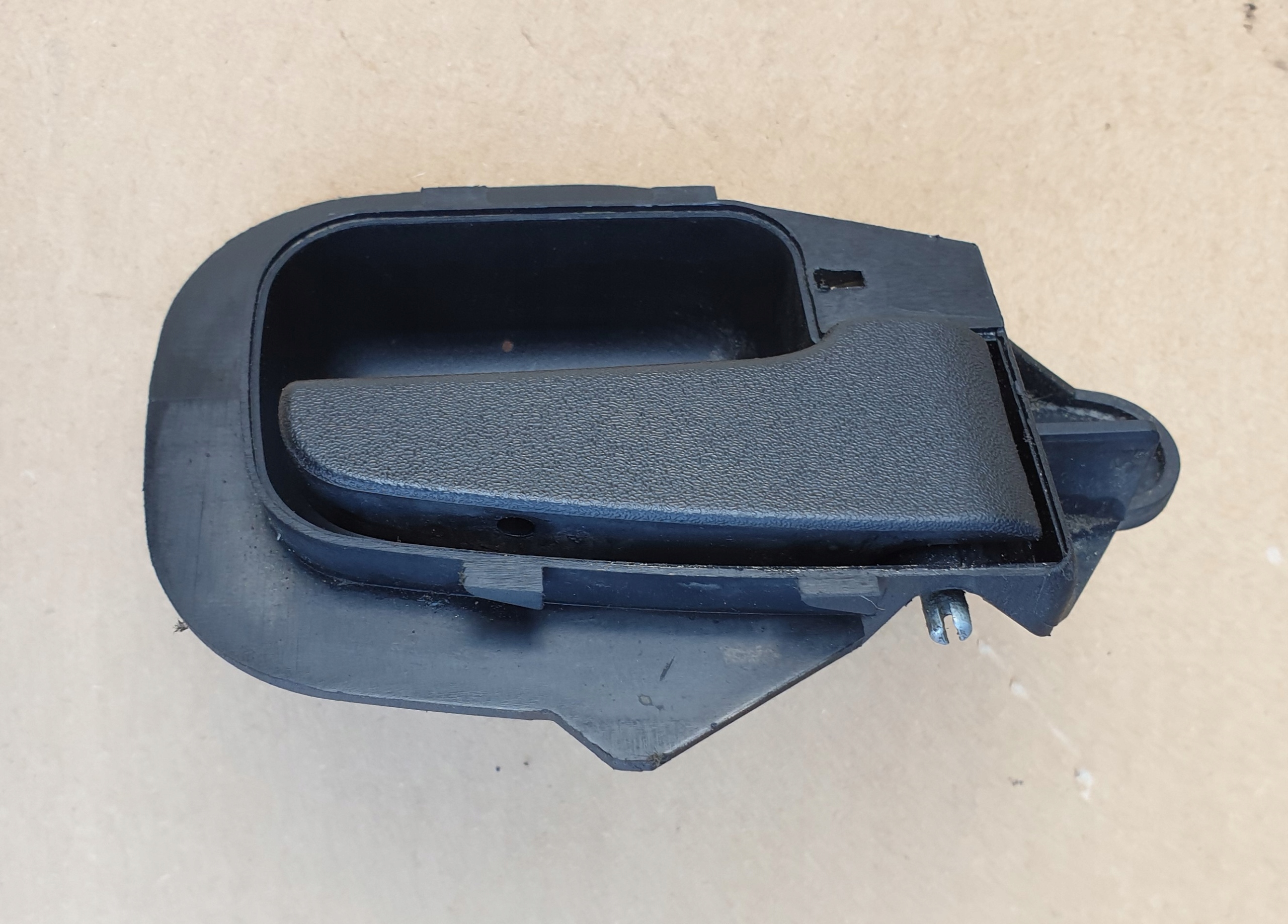 handle door inner right front BMW 3 E36 1.6i