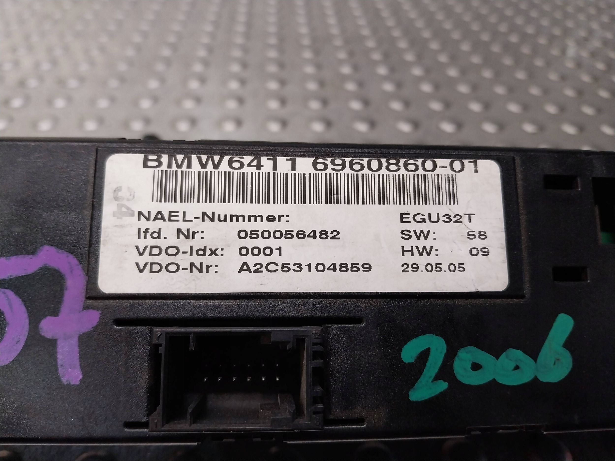 PANEL klímy klimatizácii 6960860 BMW E81 E82 E87 E88 E90 E91 E92 E93