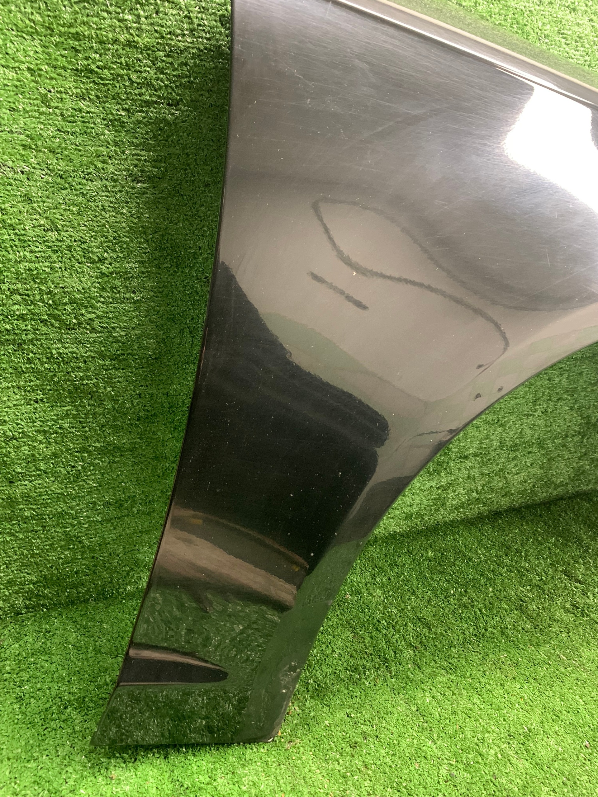fender front front right Audi A6 C6 Ly9b