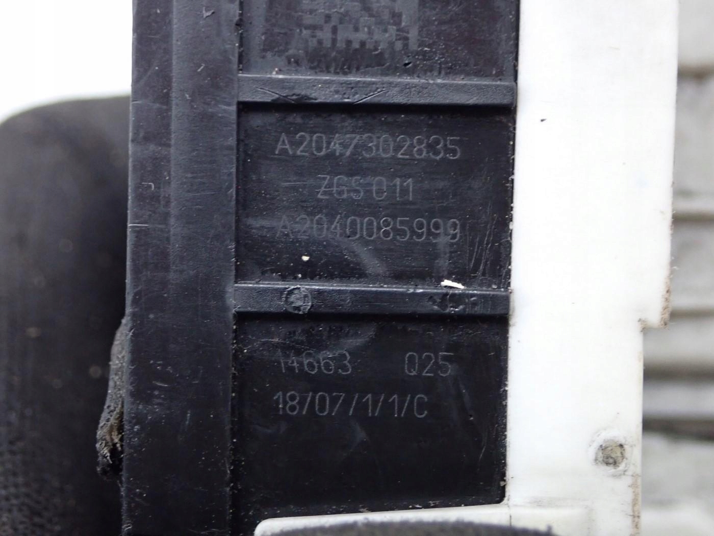 замок задний A2047302835 A2040085999 MERCEDES b W246 18R