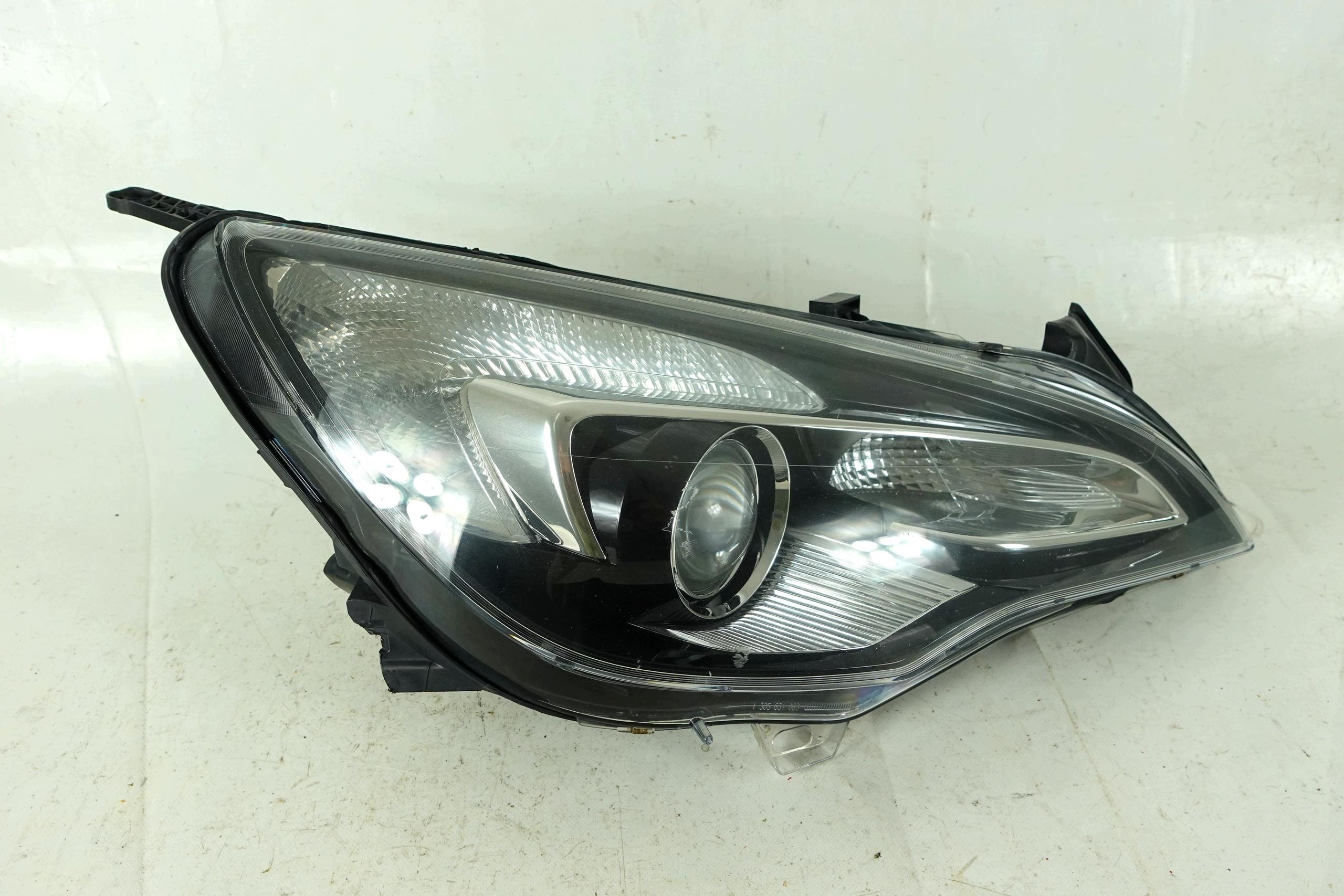 light right front right front OPEL ASTRA 4 IV J GTC 3D COUPE UK RHD