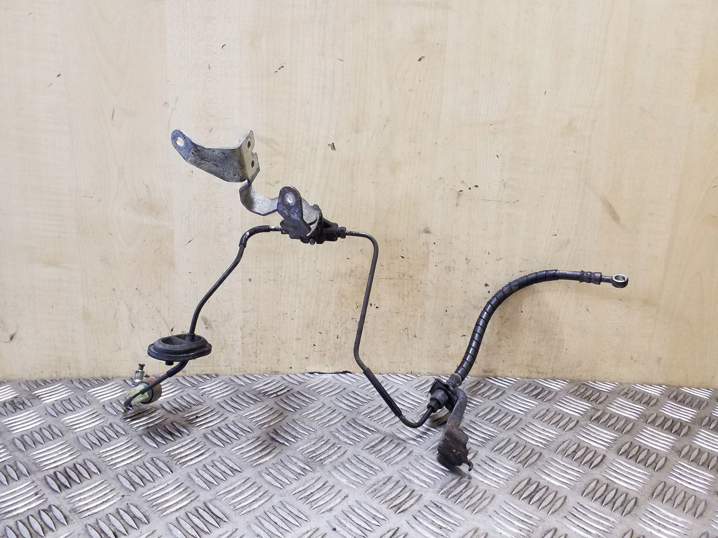 SUBARU OUTBACK PRZEWÓD SPRZĘGŁA