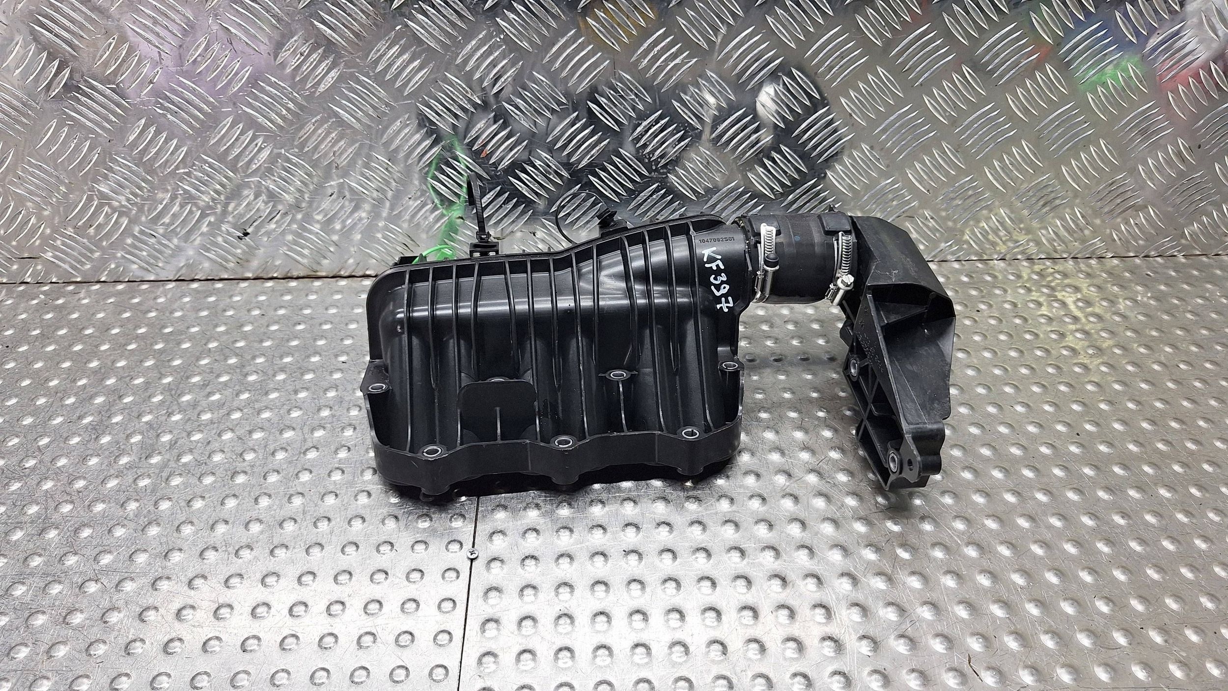 intake manifold CM5G-9424-FA ECOSPORT MK2 FOCUS MK3 C-MAX MK2 1.0 ECOBOOST