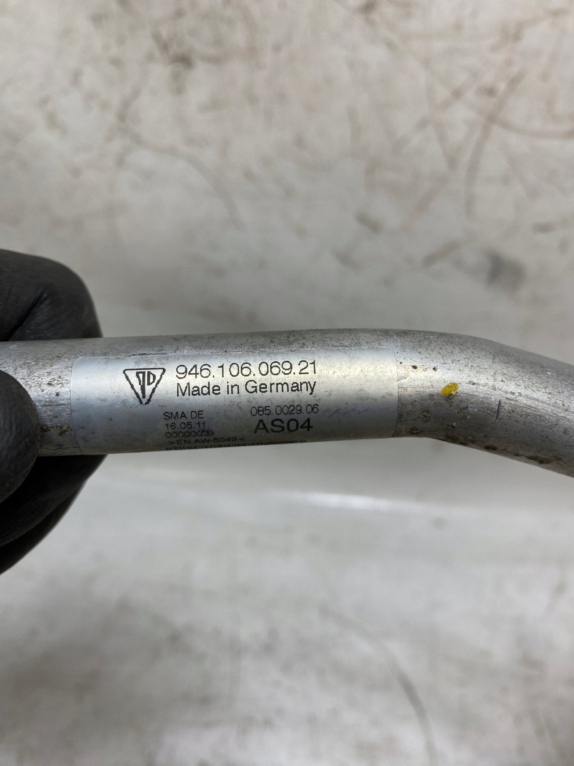 PORSCHE PANAMERA 970 prijenos crijevo cijevčica vode 97010604504