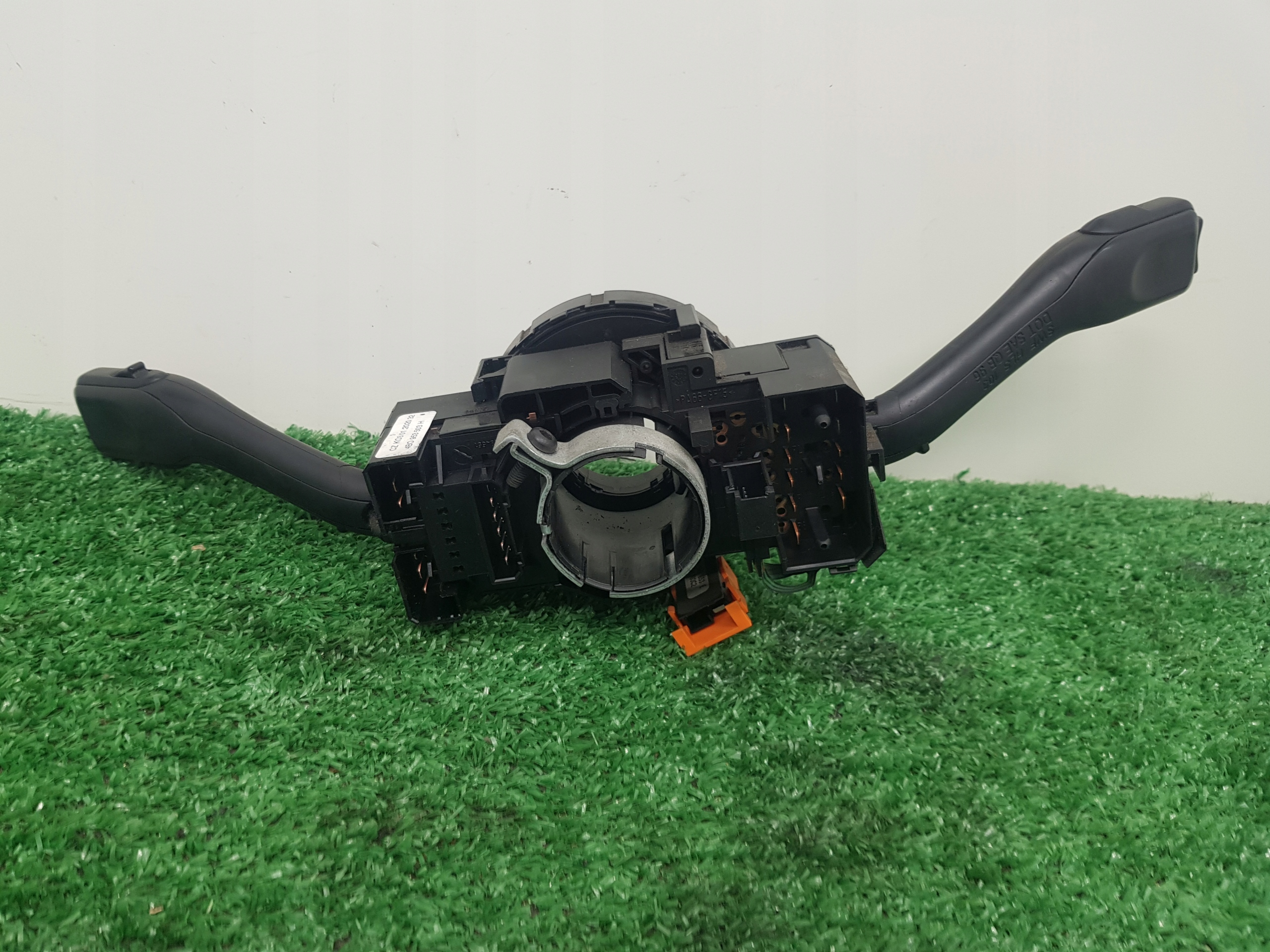 DEVIO LUCI TERGICRISTALLO TERGI SEAT LEON 8L0953513J