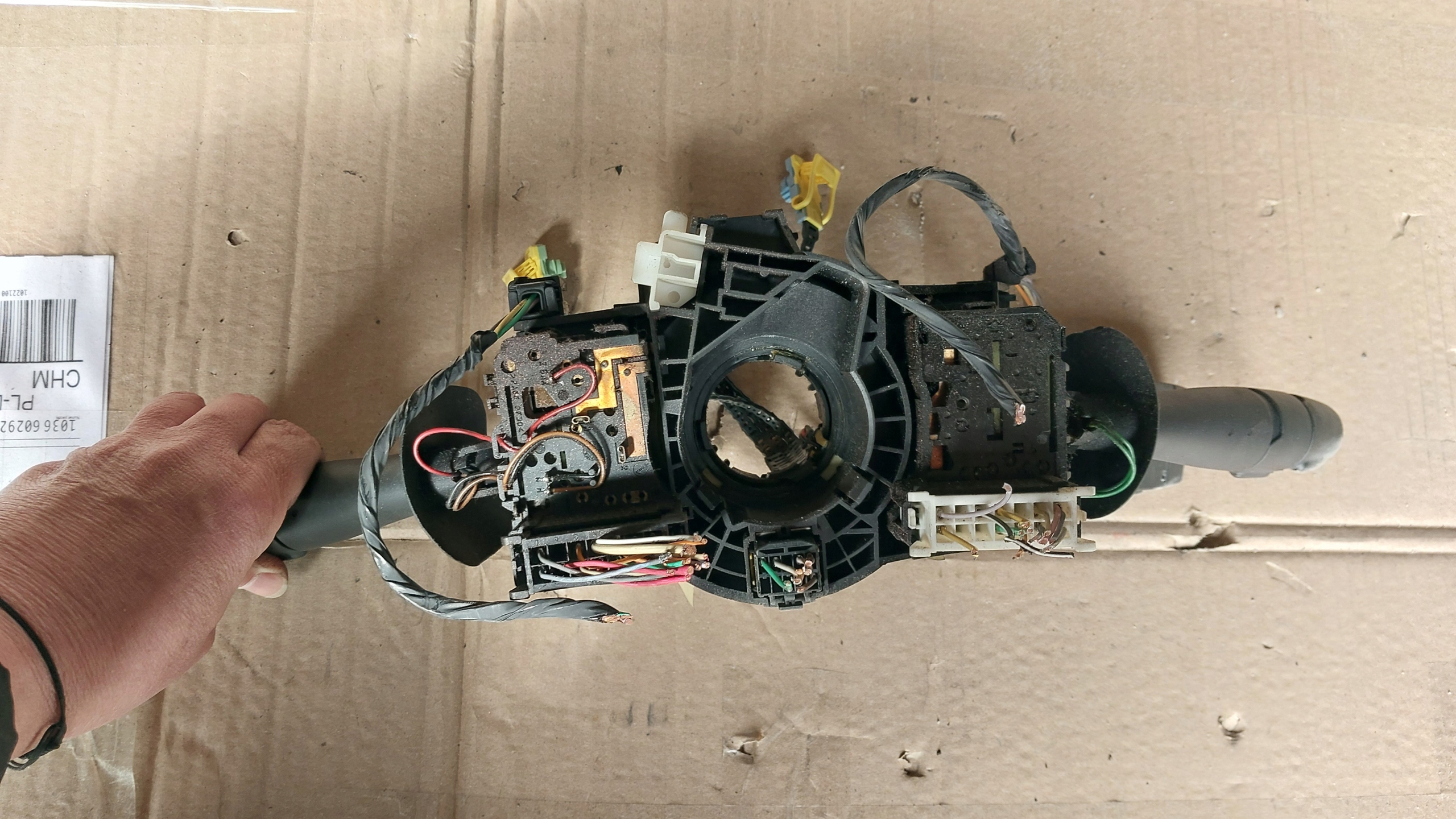 RENAULT ESPACE IV LAGUNA II control steering wheel levers and controls ring 8200328896