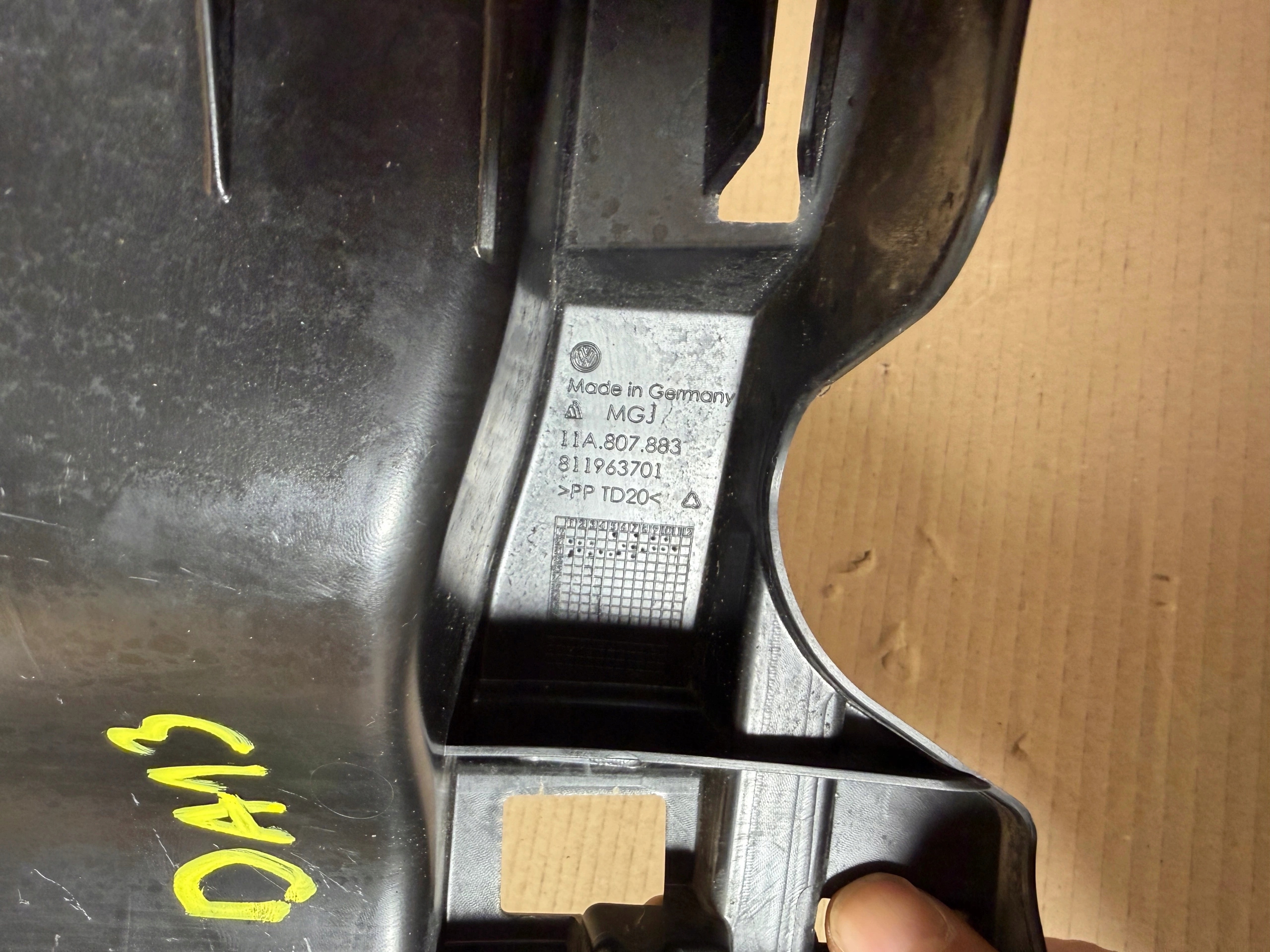 Volkswagen ID.4 Supporto staffa Paraurti 11A807883