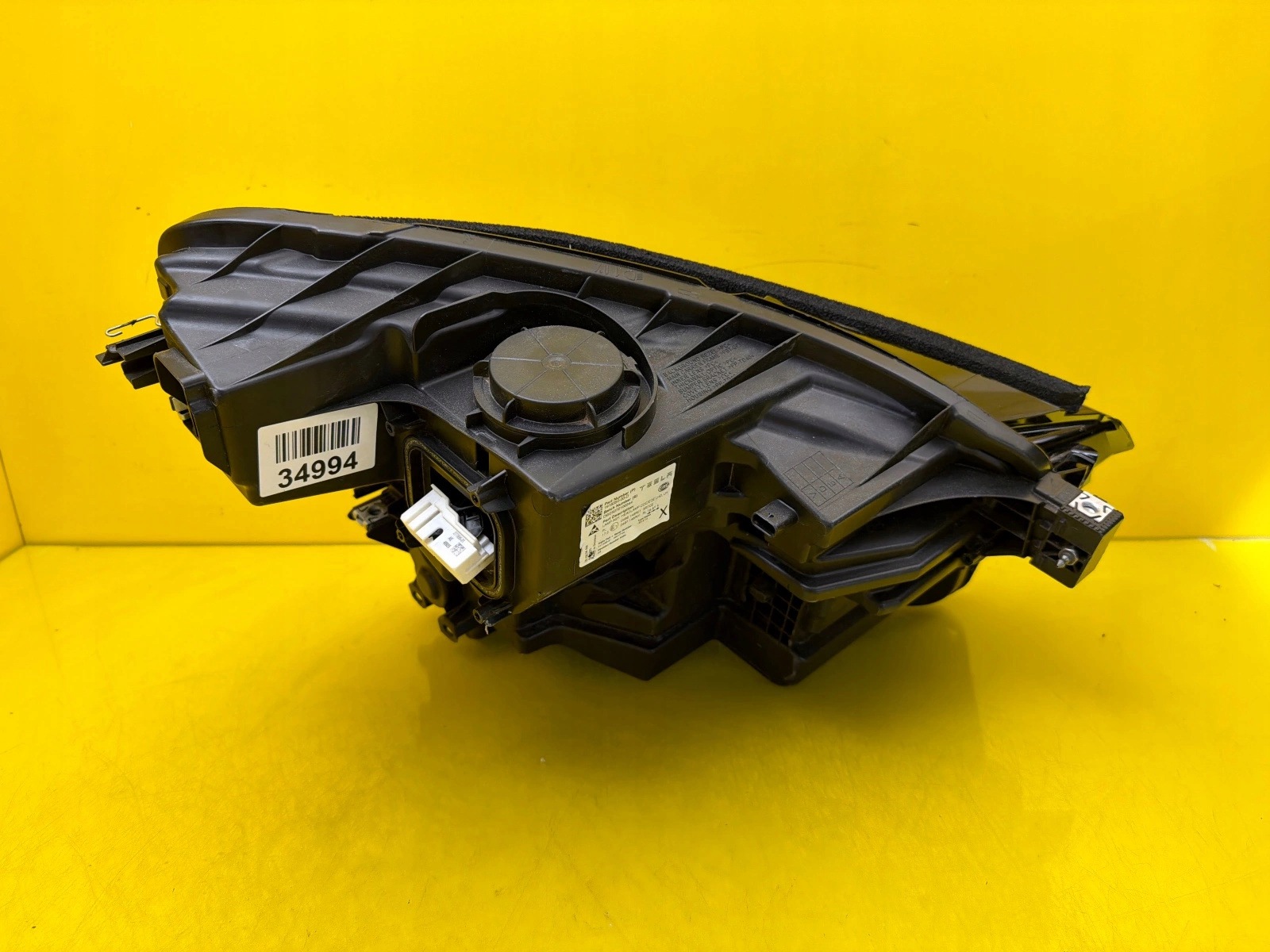 light left front Tesla Model Y 2024- Full Led 1918350-00-D