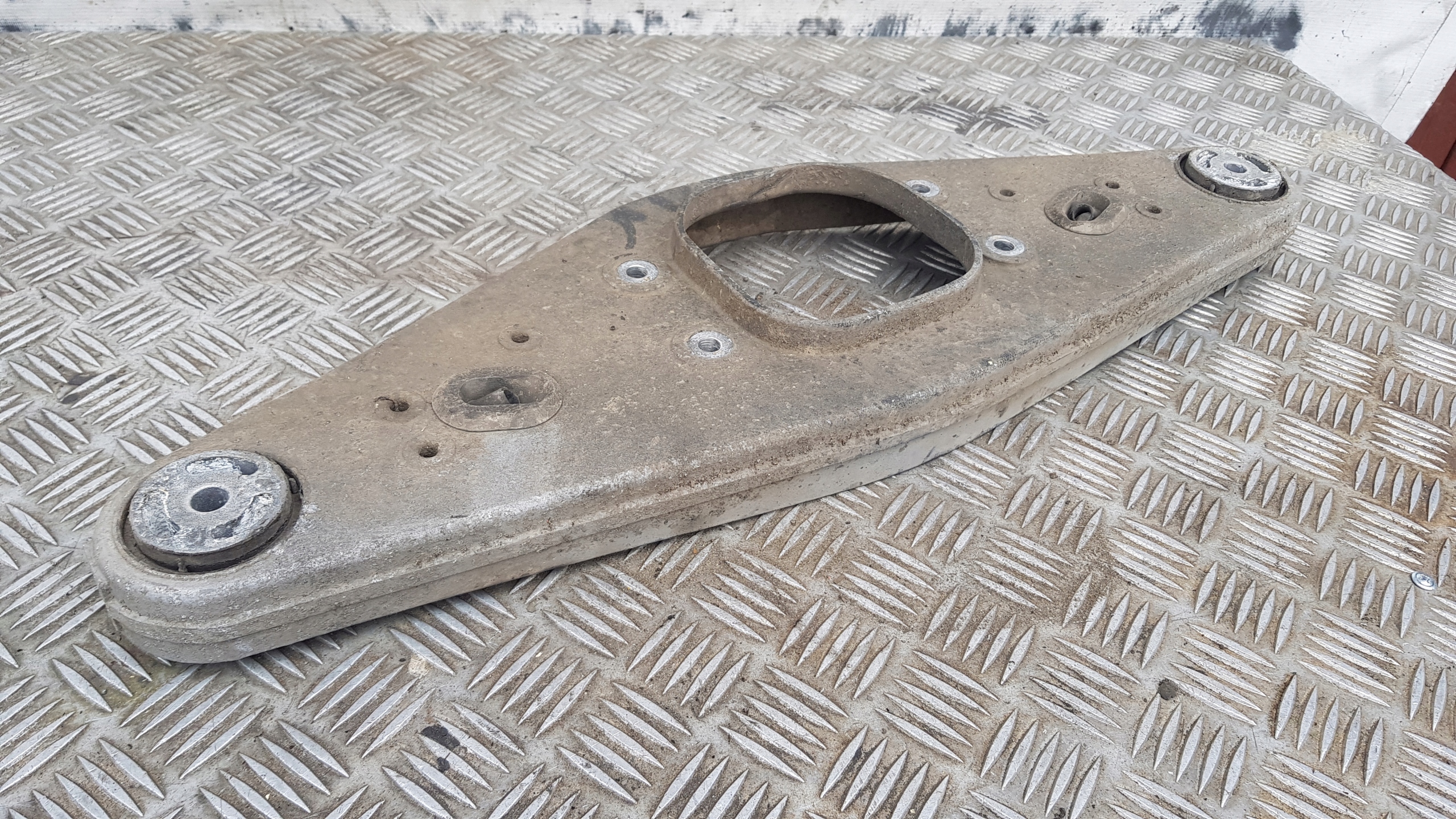 MERCEDES W211 Support MOSTU A2303521806