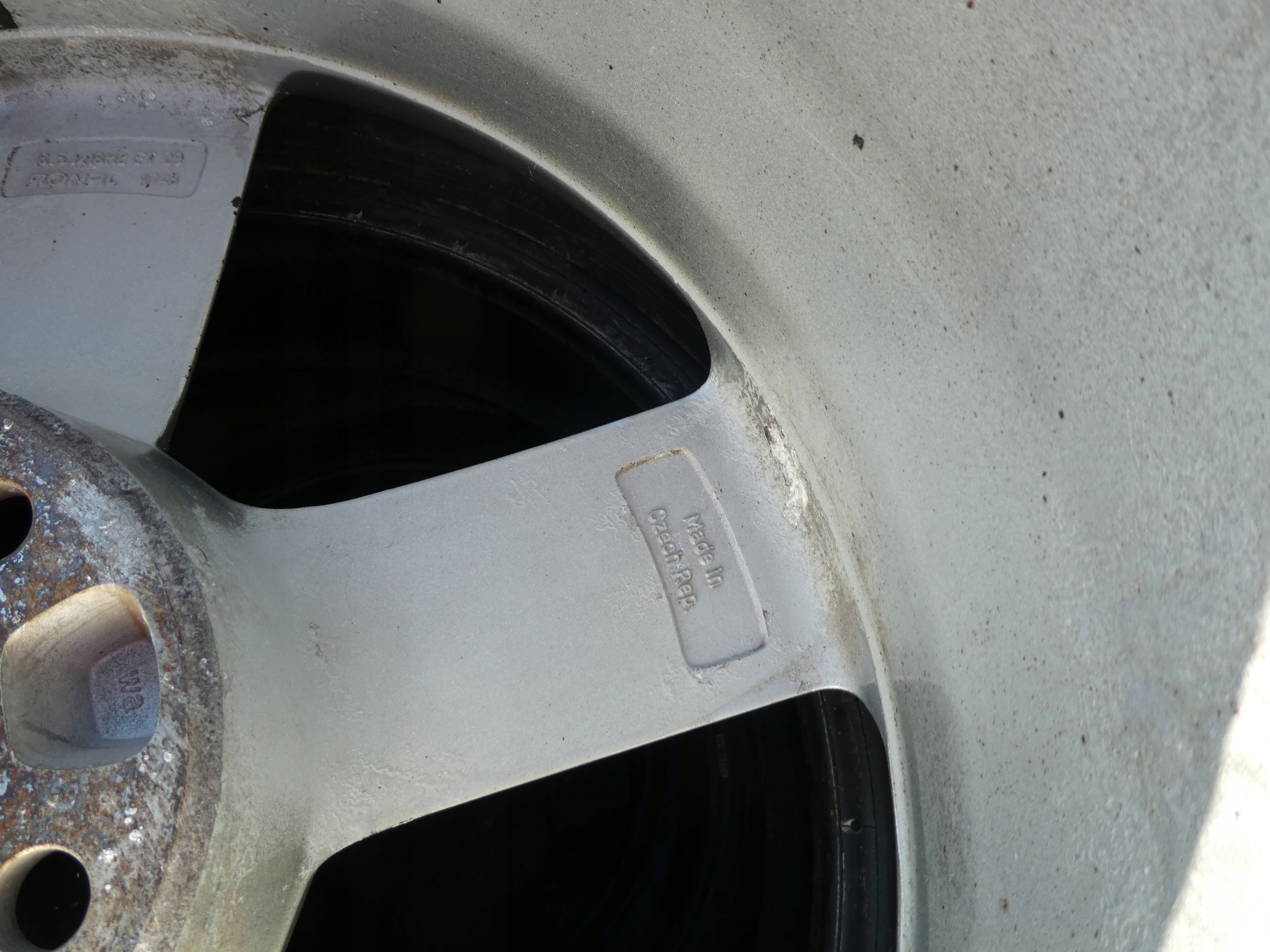 4X ALU discs original AUDI 8T0601025M
