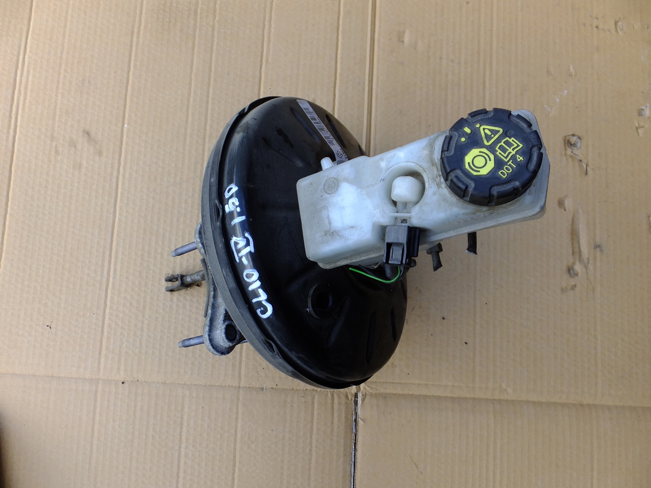 servo Servofreno renault clio IV 1,5 dci 2017r 472103202R
