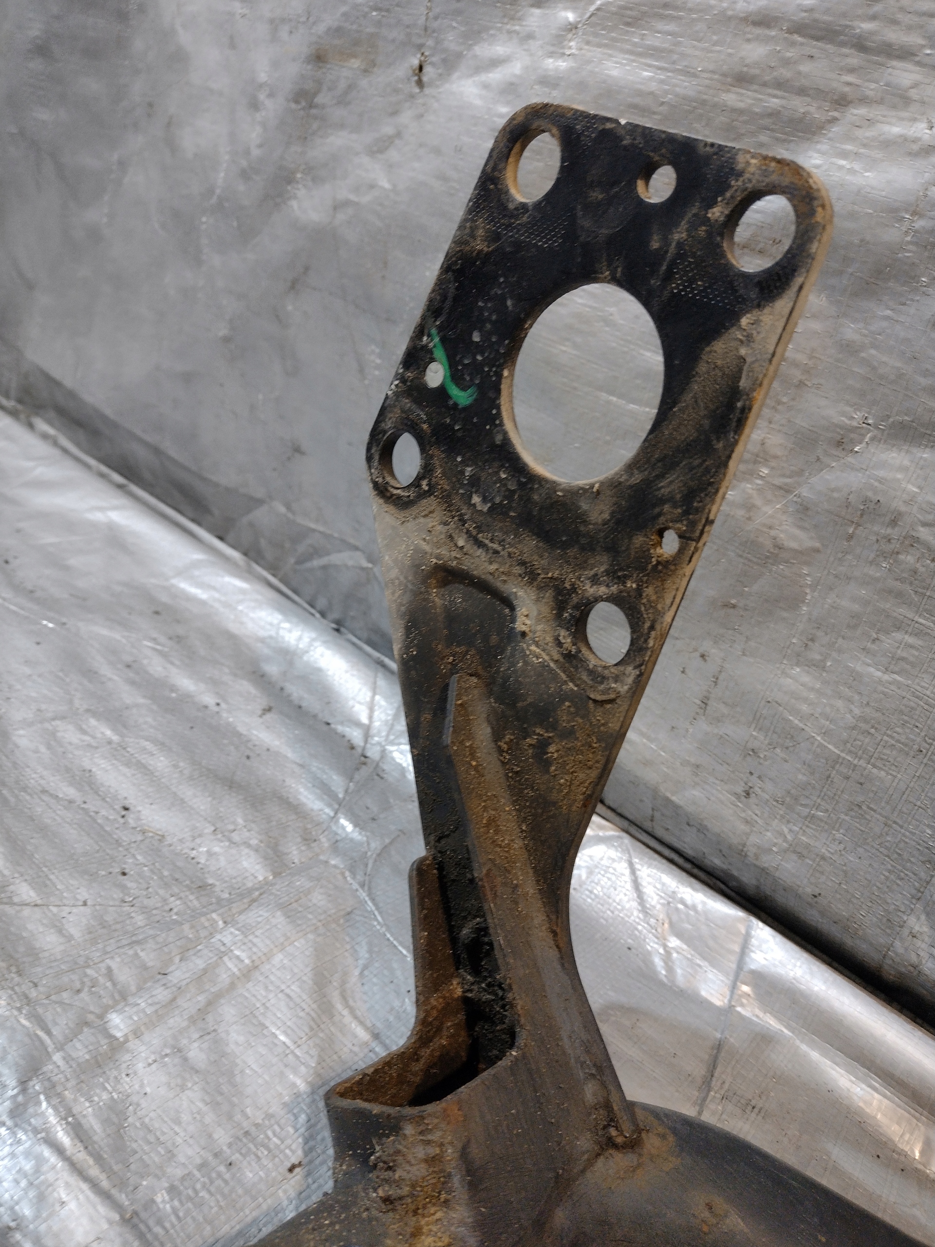 sider lower front Volkswagen Passat B5 przedlift 1,6B 8D0199521M