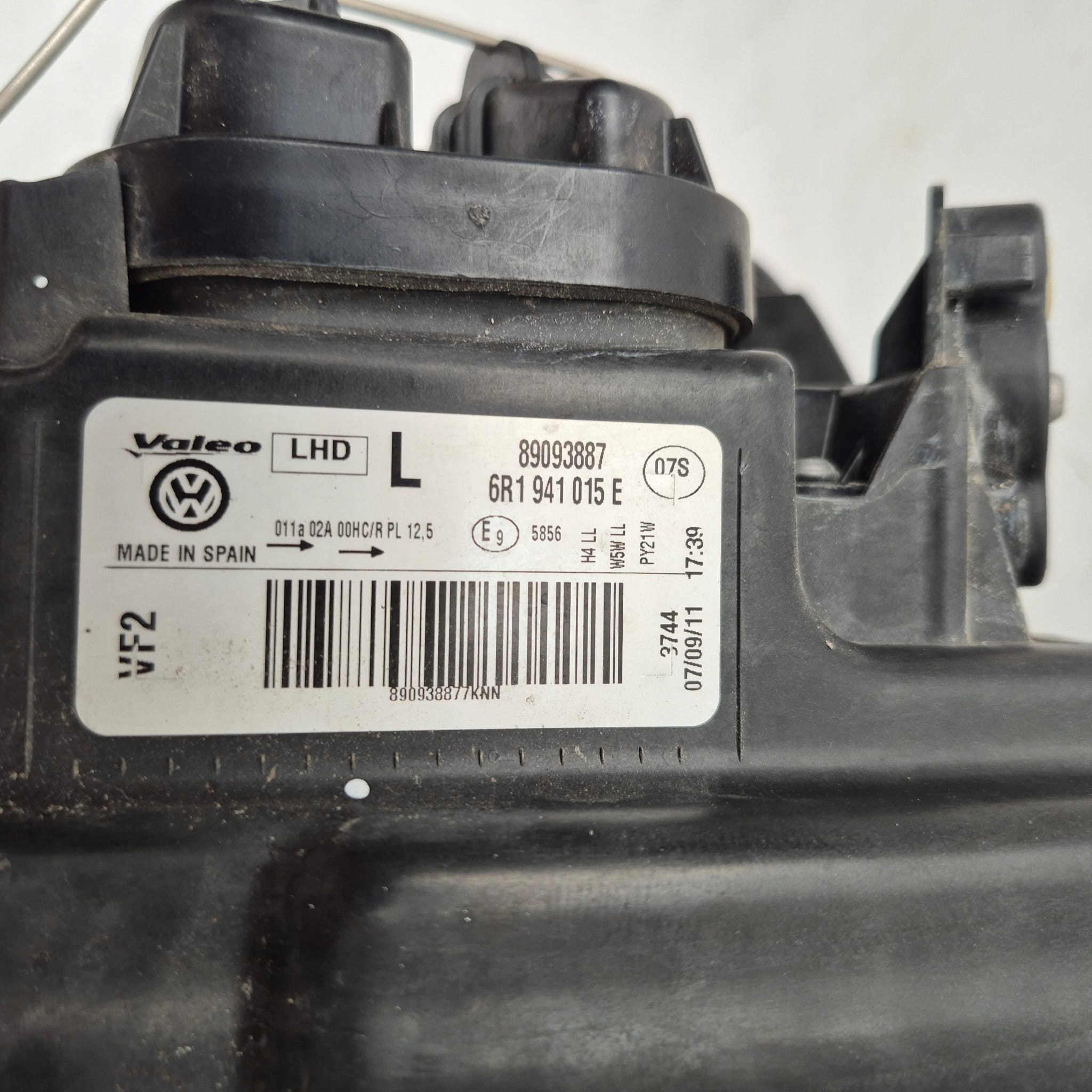 VW POLO V 5 6R 09-14 light left front front 6R1941015E