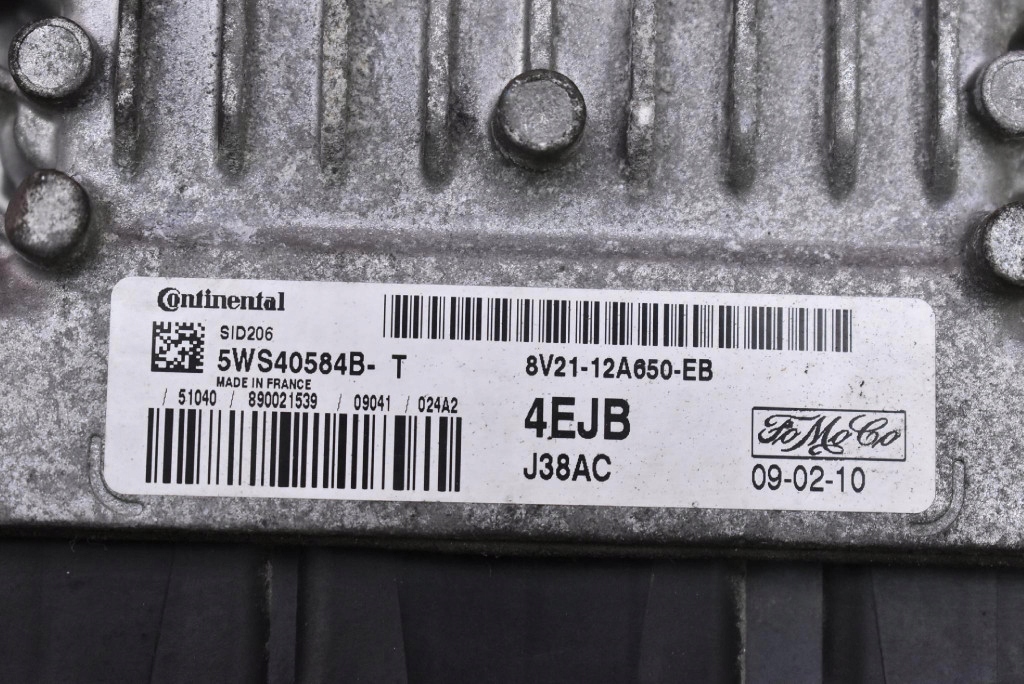 control unit computer of the engine 8V21-12A650-EB FORD FIESTA MK7 1.4 TDCI 68 KM