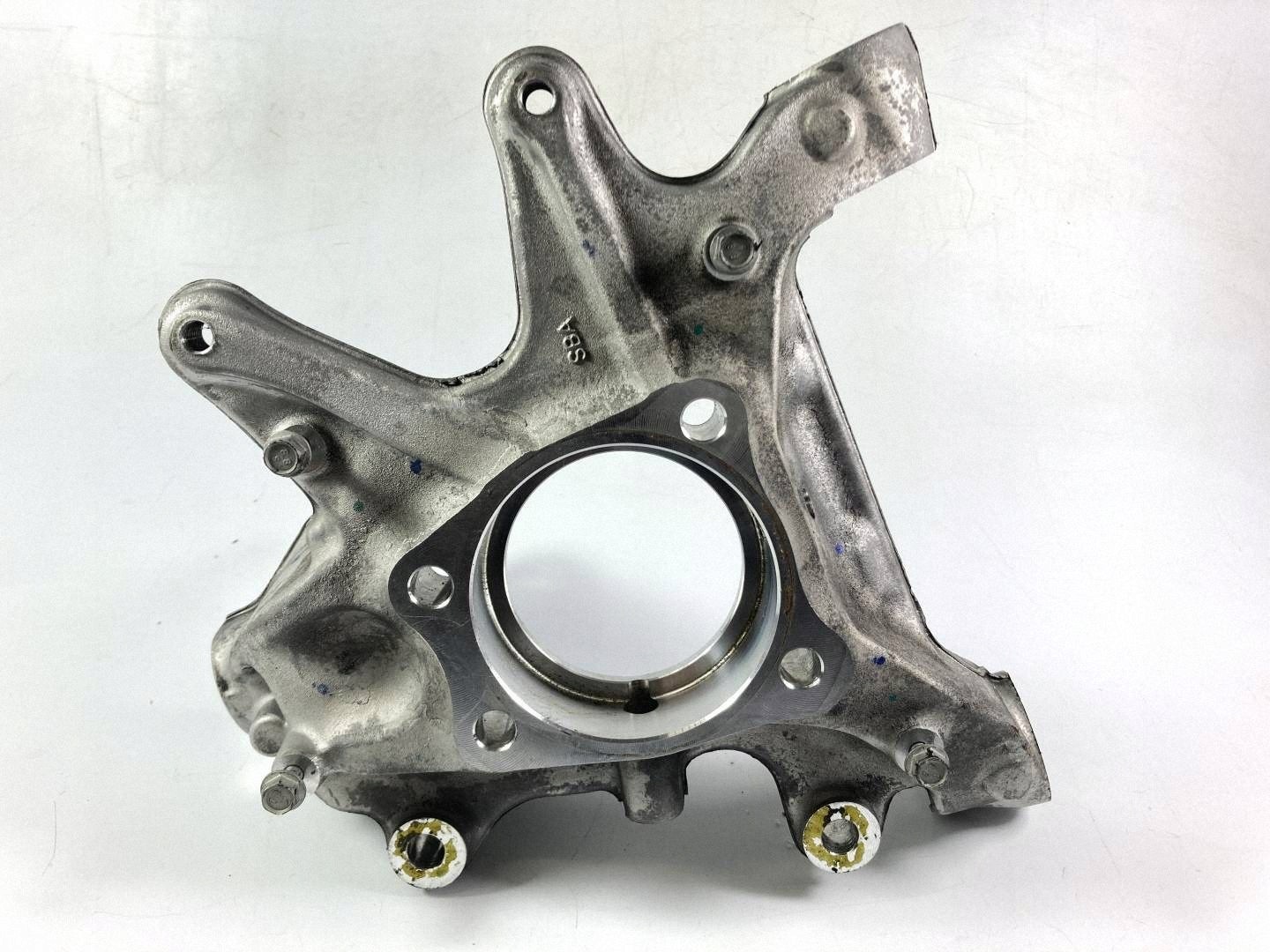 Chevrolet Corvette C8 2020-2026 Moyeu support broche Arrière Gauche
