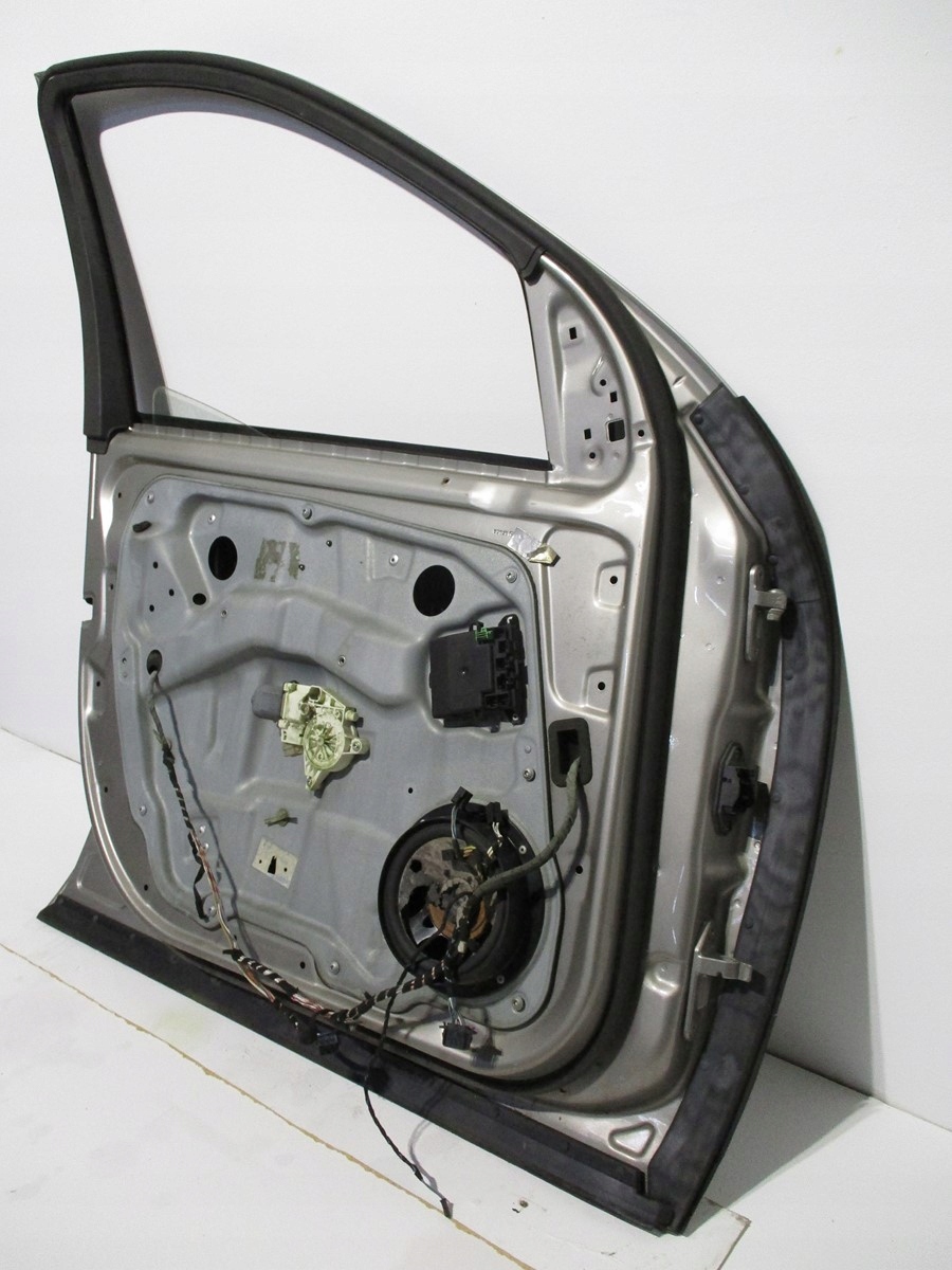 door left front Mercedes ML164 08R