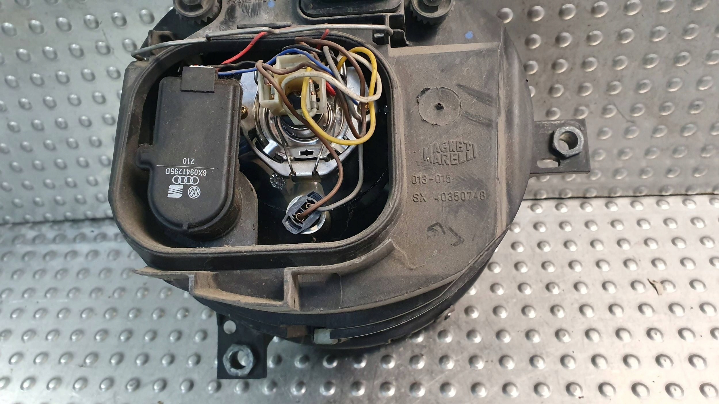 light front left VW LUPO 98- 6X1941751J
